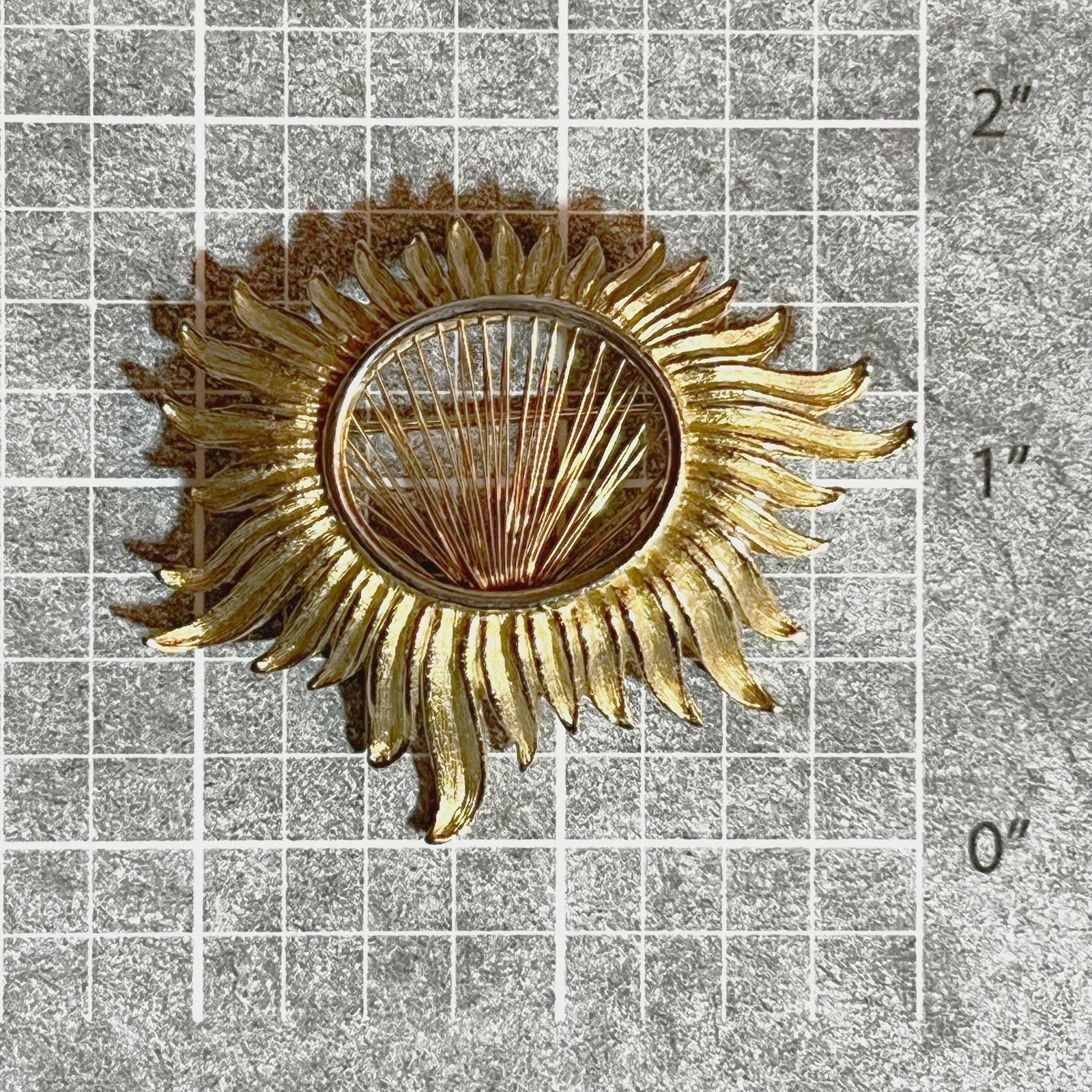 Vintage Vintage c1980 Kramer Retro Gold-Tone Sunflower Brooch Pin Size ONE SIZE - 4 Thumbnail