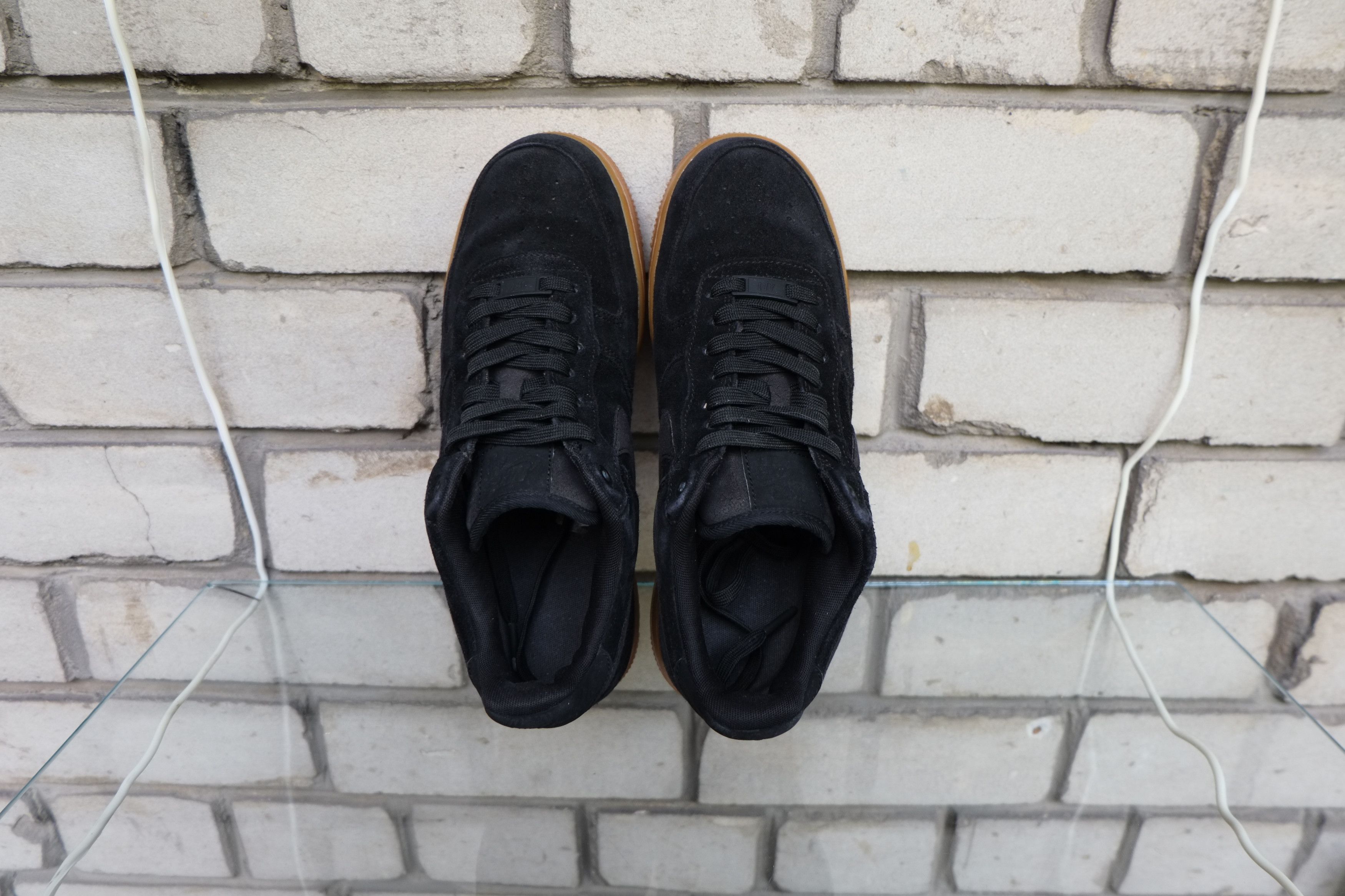 Nike Nike Air Force 1 07 LV8 Suede Black Gum Jordan AA1117-001 Size US 8 / EU 41 - 11 Thumbnail