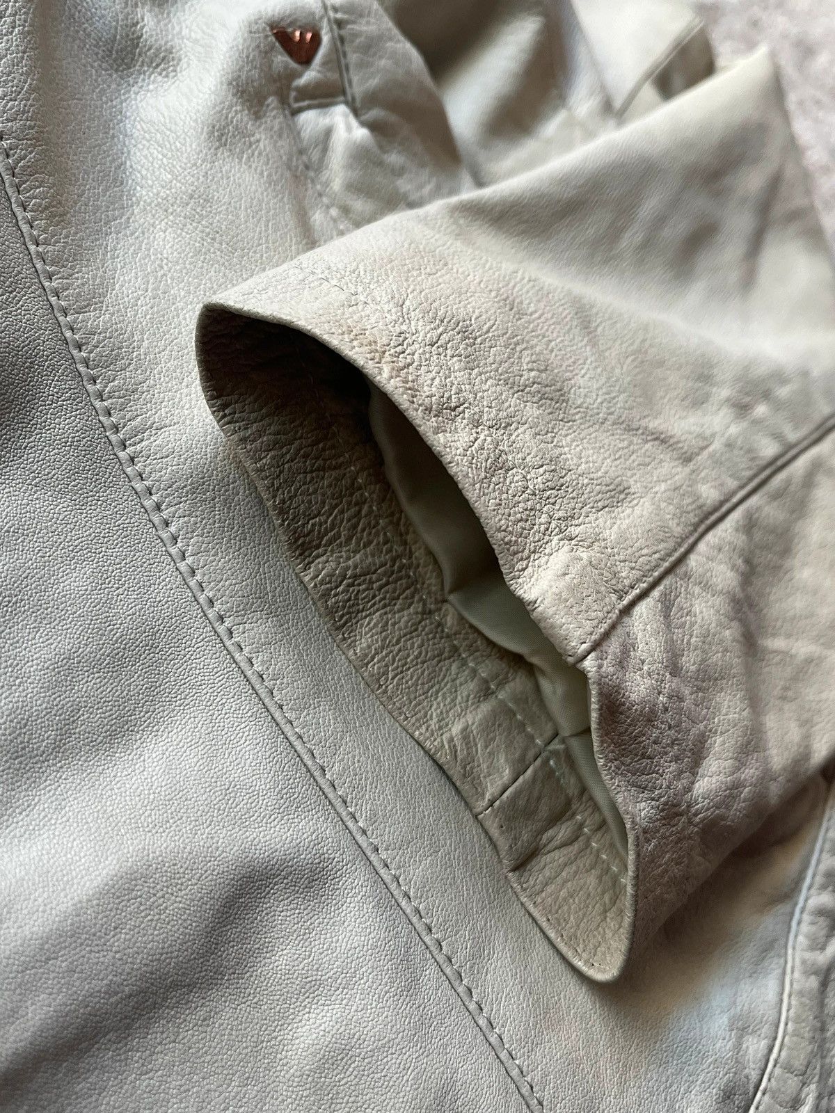 Armani Armani Jeans Leather Jacket Sz L Measured Size L / US 10 / IT 46 - 9 Thumbnail