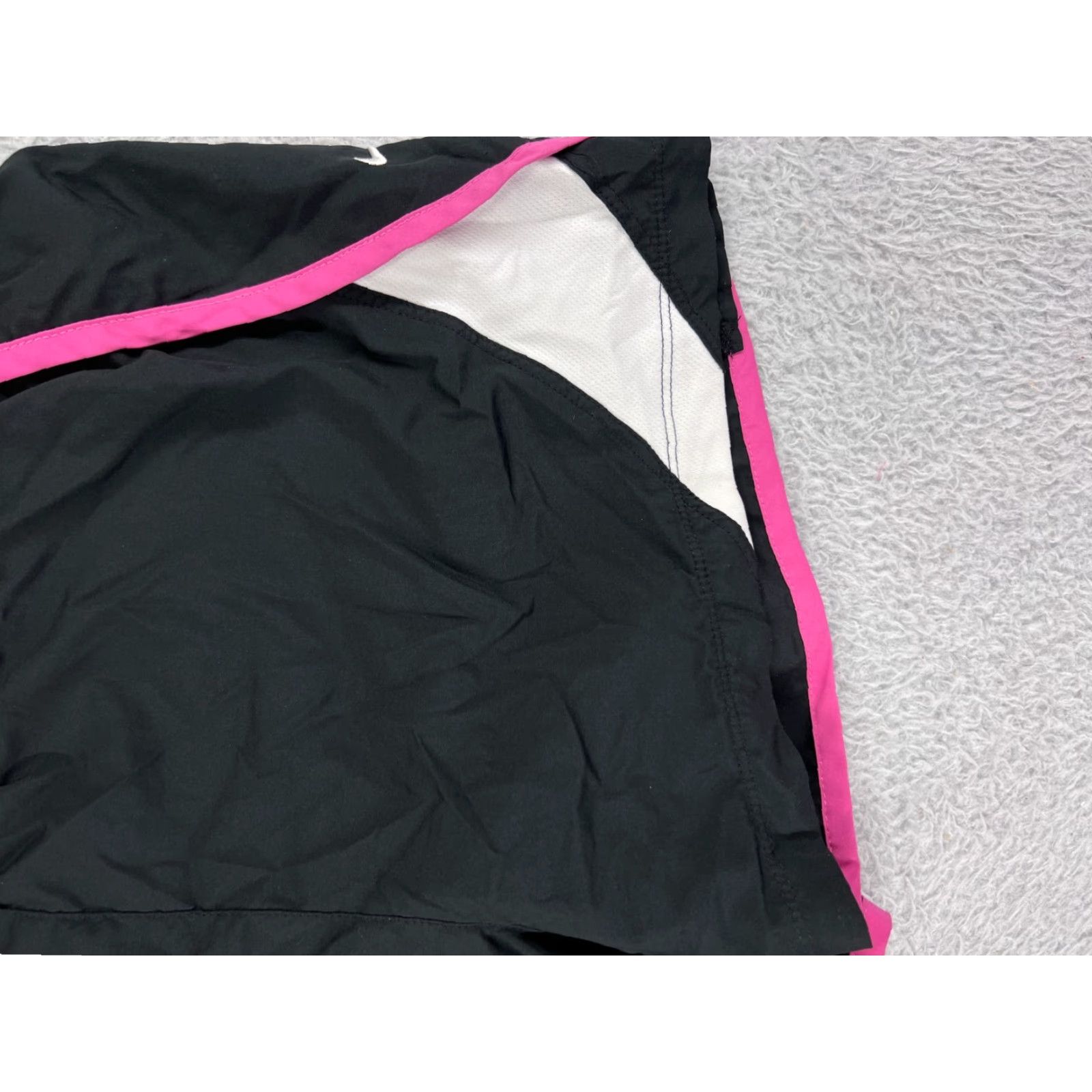 Nike Nike Shorts Womens Medium Black Pink Running Jogging 100% Polyester Swoosh Lined Size 32" / US 10 / IT 46 - 6 Thumbnail