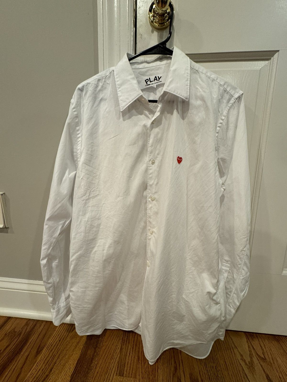 Comme des Garcons × Comme des Garcons PLAY Excellent condition Comme Des Garçons Play Button down Size US L / EU 52-54 / 3 - 1 Thumbnail