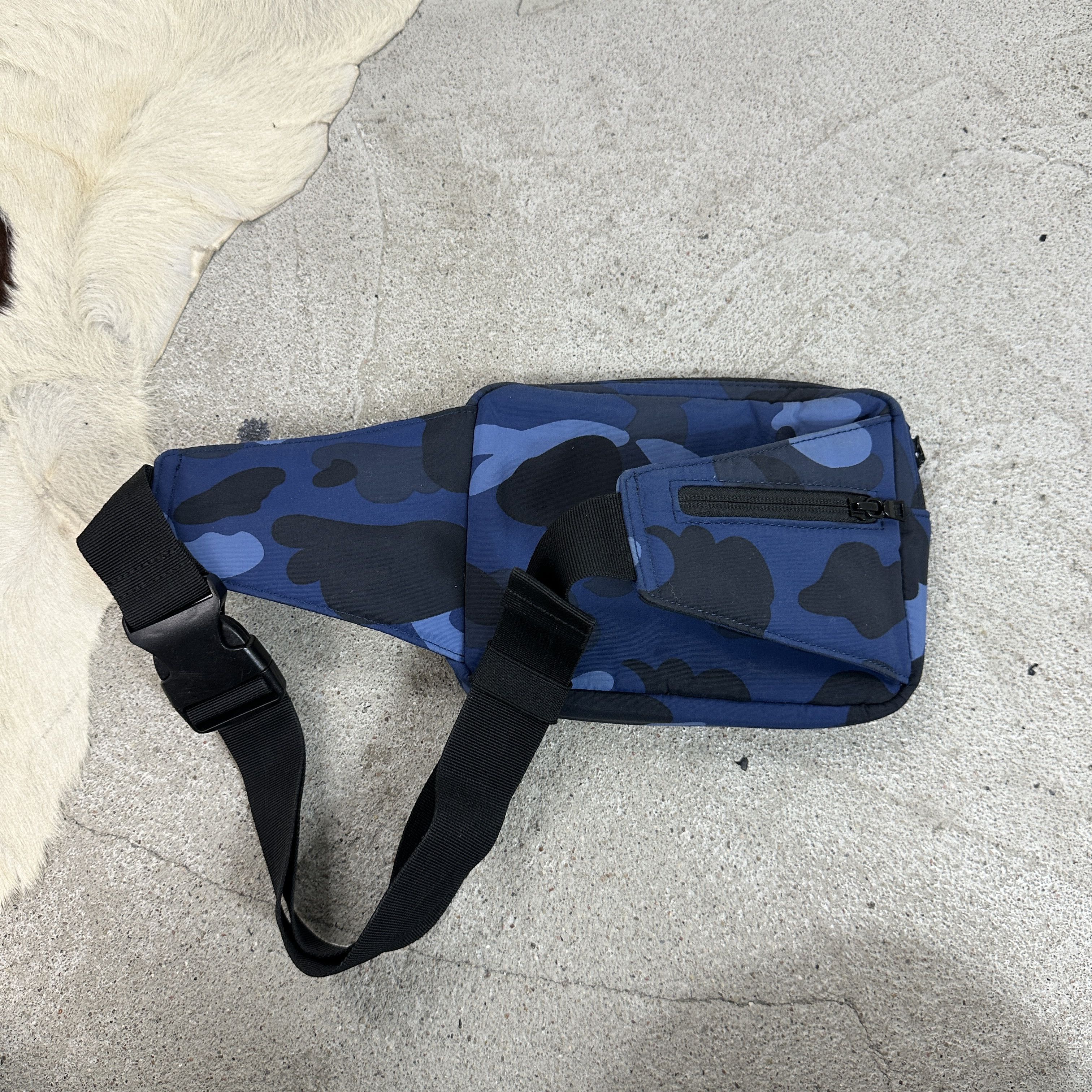 Bape × Vintage Vintage Y2K Hip Hop Skater Small Crossbody Bape Bag Size ONE SIZE - 3 Thumbnail