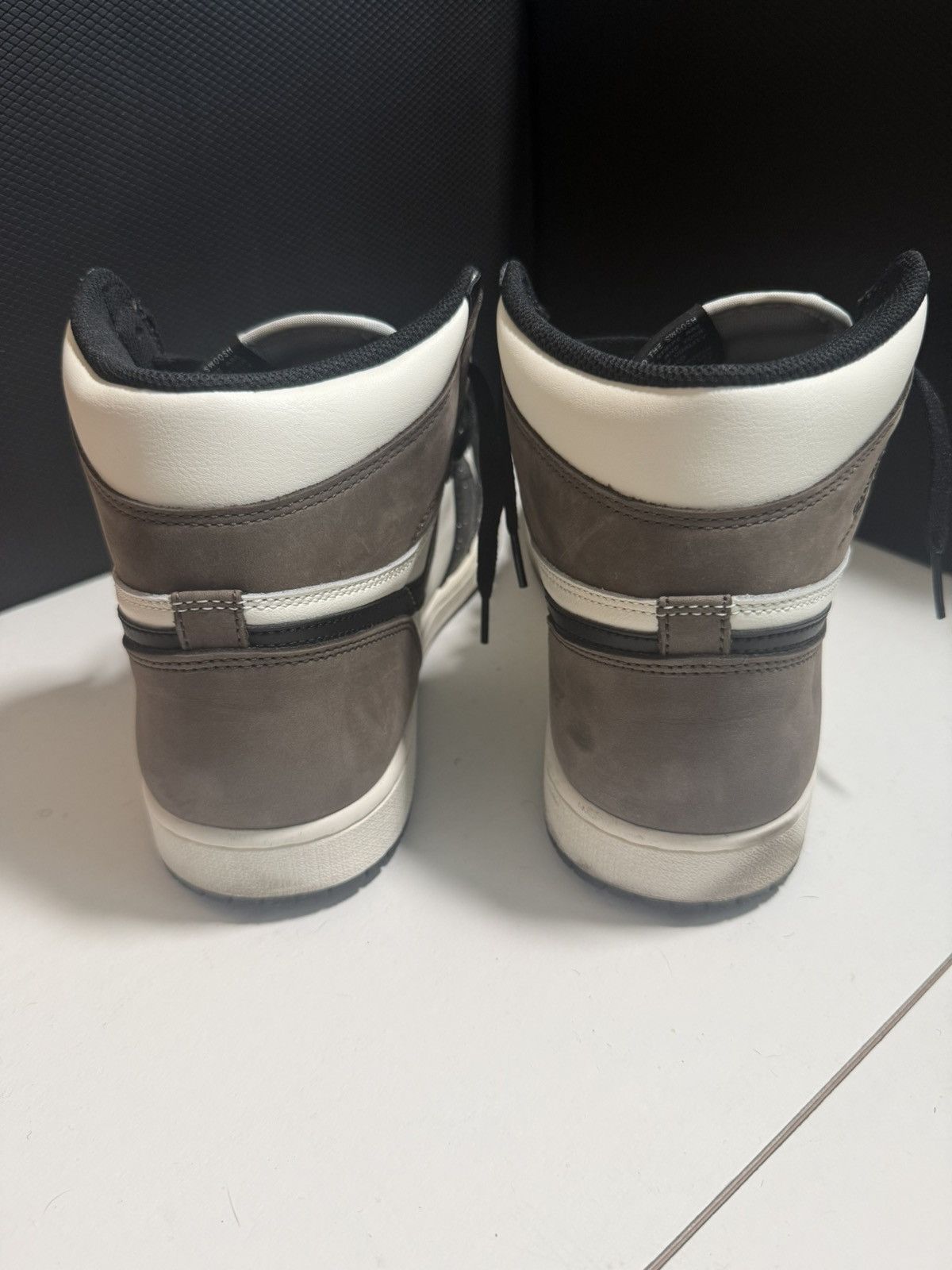 Jordan Brand Jordan 1 High - Dark Mocha Size US 11.5 / EU 44-45 - 5 Thumbnail