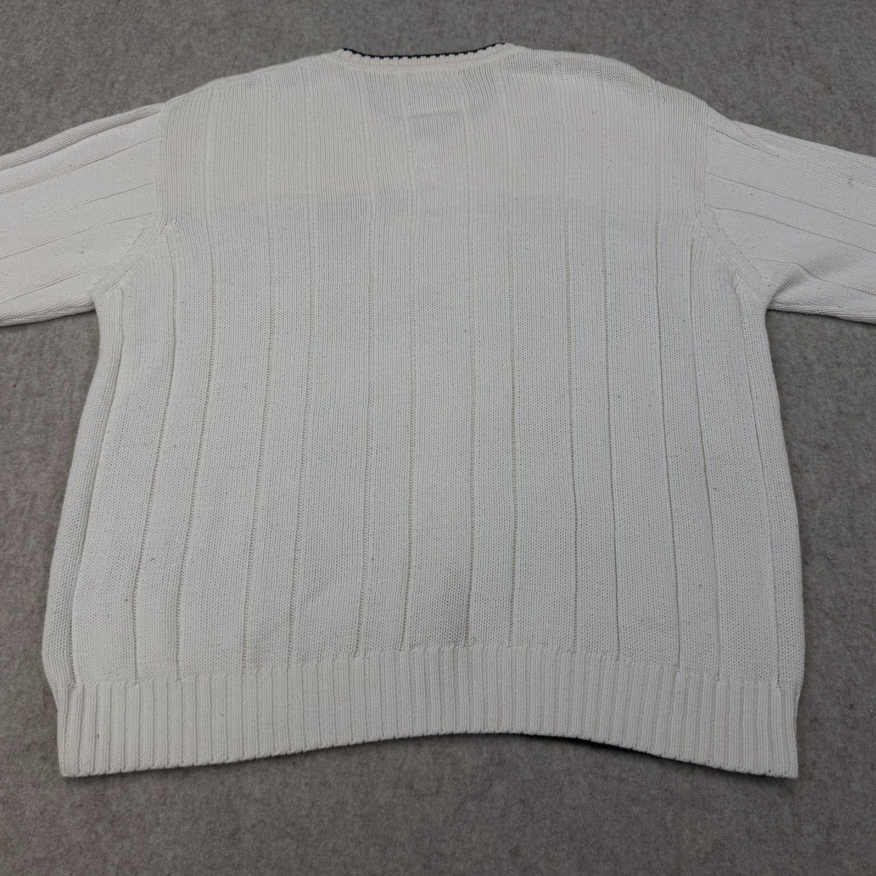 Geoffrey Beene VINTAGE Geoffrey Beene Sweater Mens Large White Navy Fair Isle Cotton V Neck Pullover Size US L / EU 52-54 / 3 - 6 Thumbnail