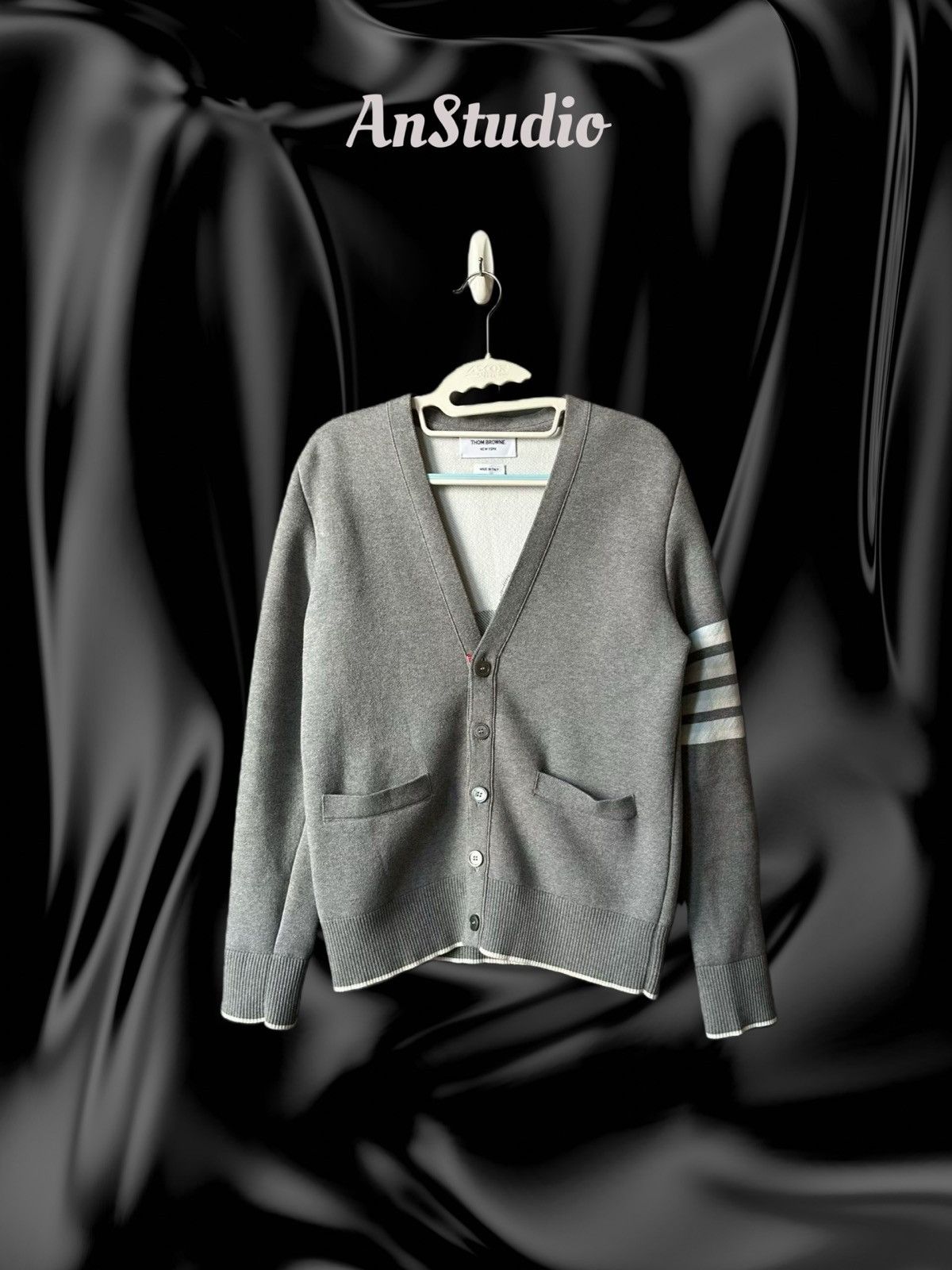 Thom Browne Thom Browne 4-Bar Lion Icon Jacquard Cardigan Size US XS / EU 42 / 0 - 1 Thumbnail