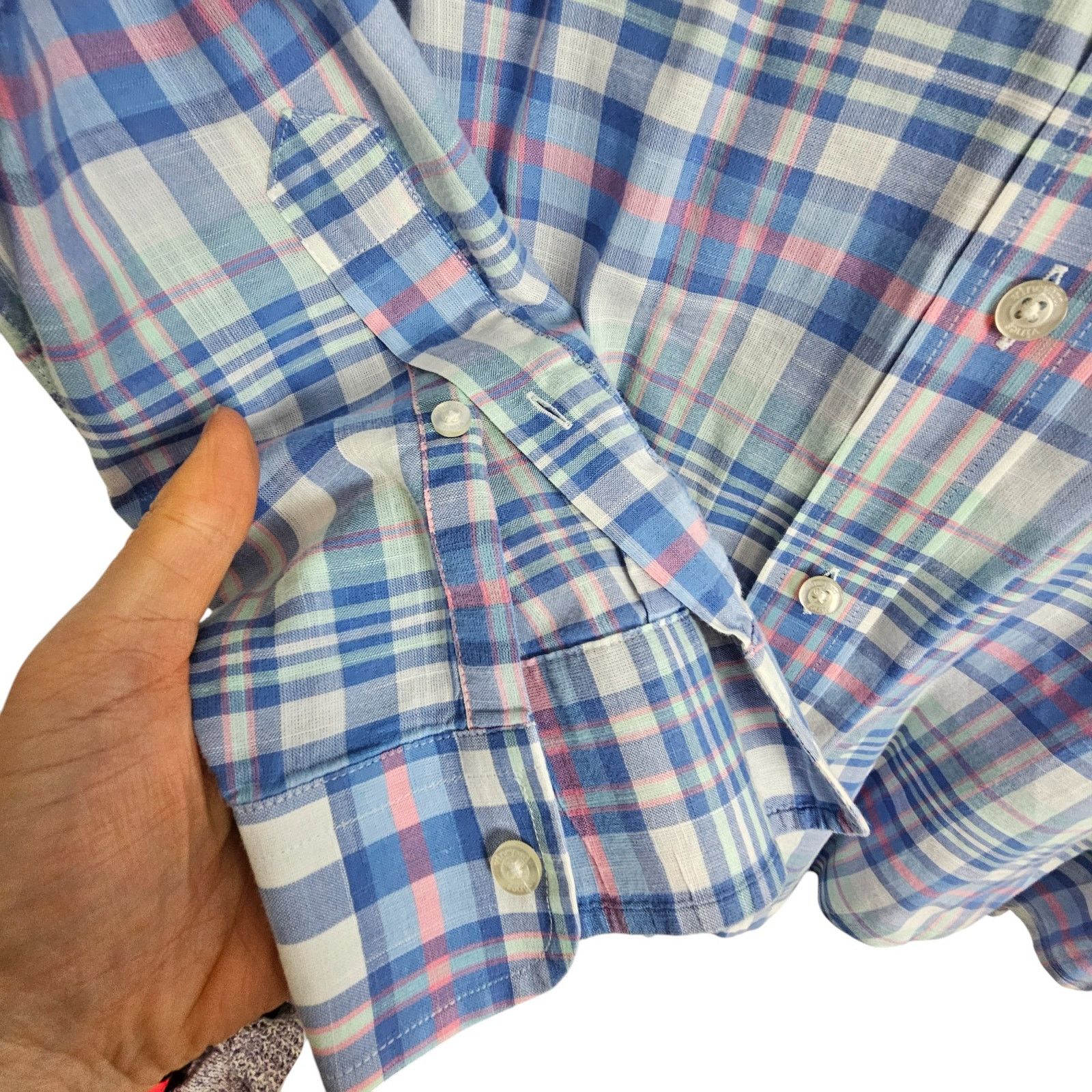 Vineyard Vines Vineyard Vines Mens Slim Fit Tucker Shirt Sz M Plaid Preppy Size US M / EU 48-50 / 2 - 4 Thumbnail