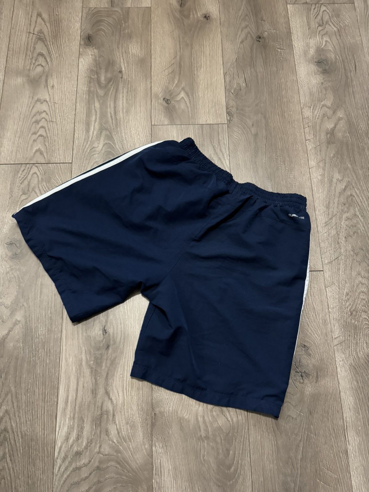 Adidas × Vintage adidas nylon shorts Size US 34 / EU 50 - 2 Thumbnail