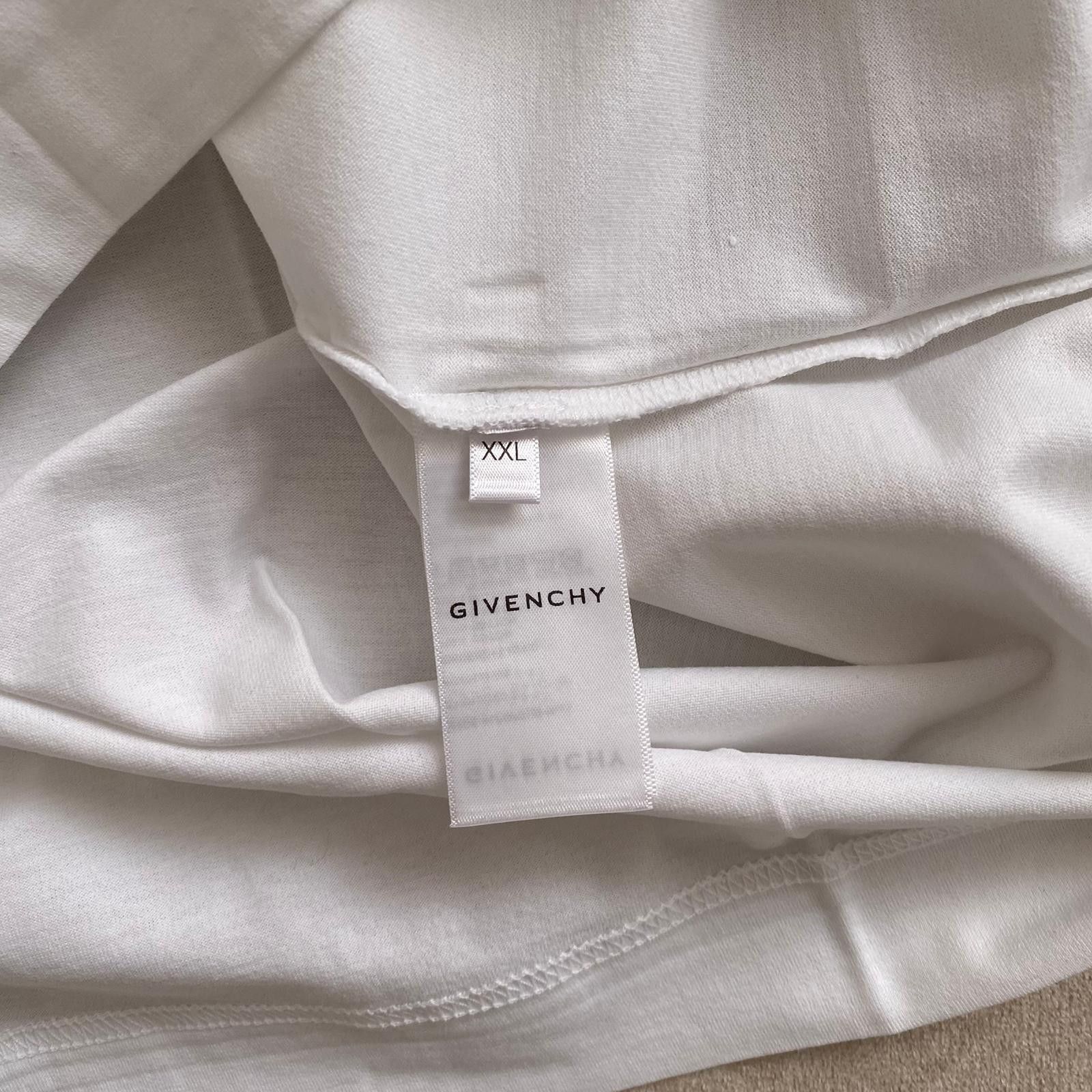 Givenchy White Reverse Logo Oversized T-Shirt Size US XXL / EU 58 / 5 - 6 Thumbnail