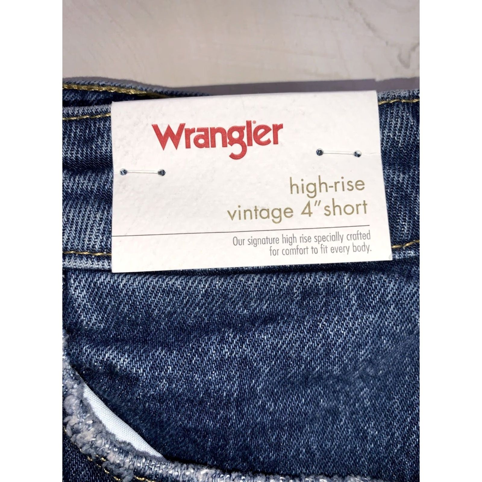 Wrangler VINTAGE Wrangler High Rise Distressed Cut-Off 4” Short Women’s 31 Blue NWT-12377 Size 24" / US 00 / IT 34 - 2 Thumbnail