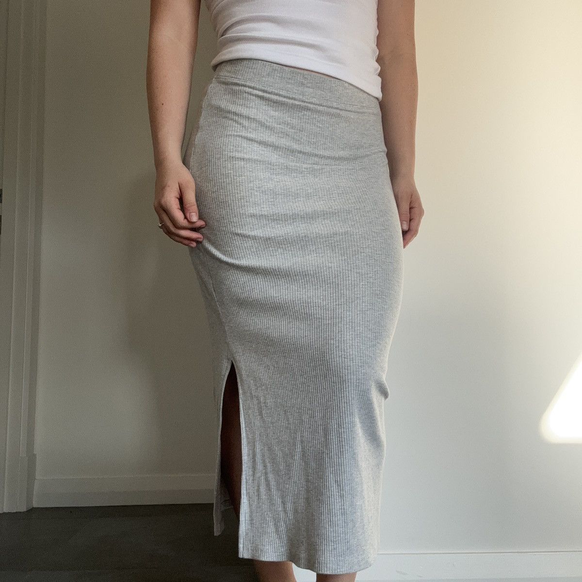 Other Grey body con midi skirt Size 28" / US 6 / IT 42 - 2 Thumbnail
