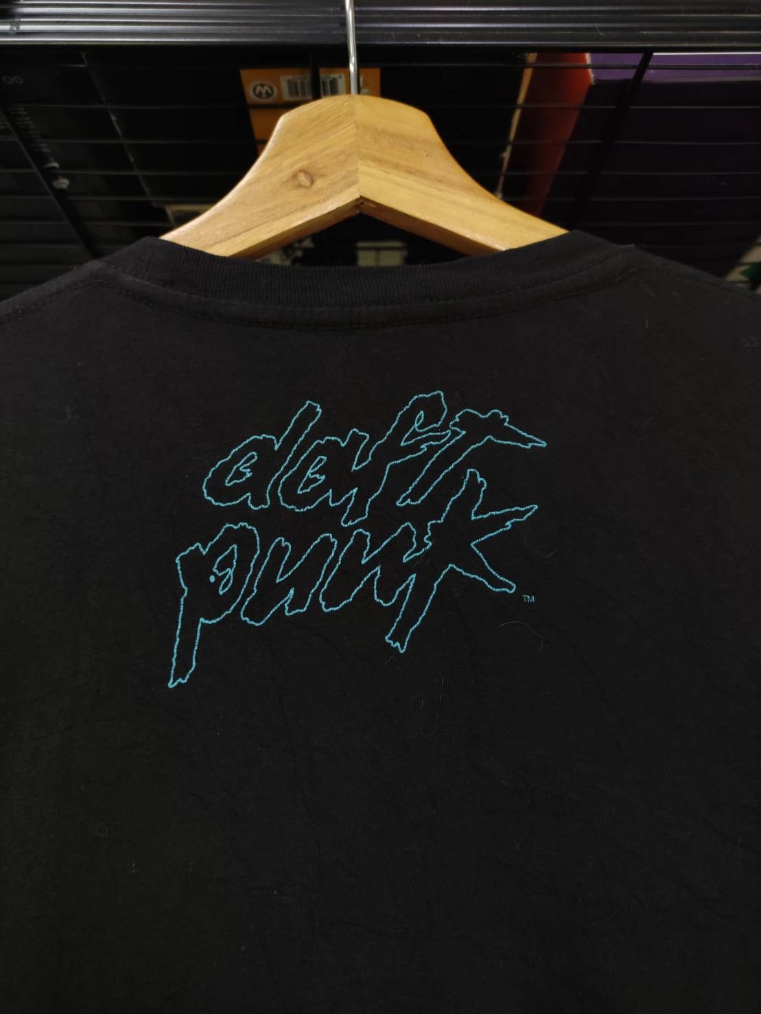 Band Tees Daft Punk x Disney " Tron Legacy " Movie Promo T-Shirt Size US M / EU 48-50 / 2 - 11 Thumbnail