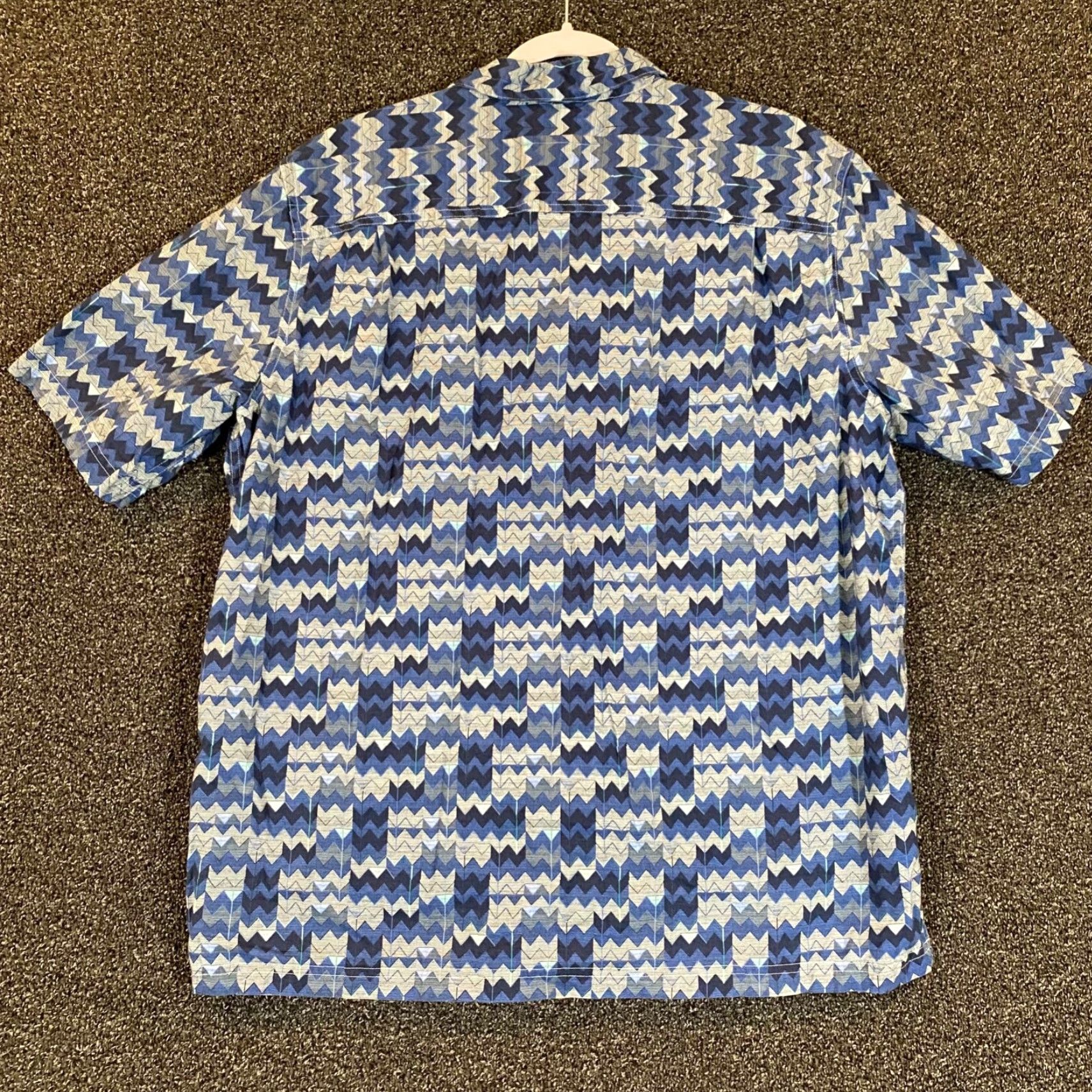 Vintage L.L. Bean Men's Shirt Large Blue Geometric Short Sleeve Button-Up Outdoor Casual Formal Travel Size US L / EU 52-54 / 3 - 6 Thumbnail