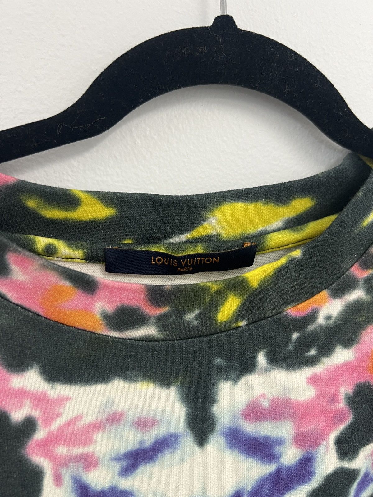 Louis Vuitton × Virgil Abloh PLAIN RAINBOW tee shirt from Virgil’s first collection Size US M / EU 48-50 / 2 - 2 Thumbnail