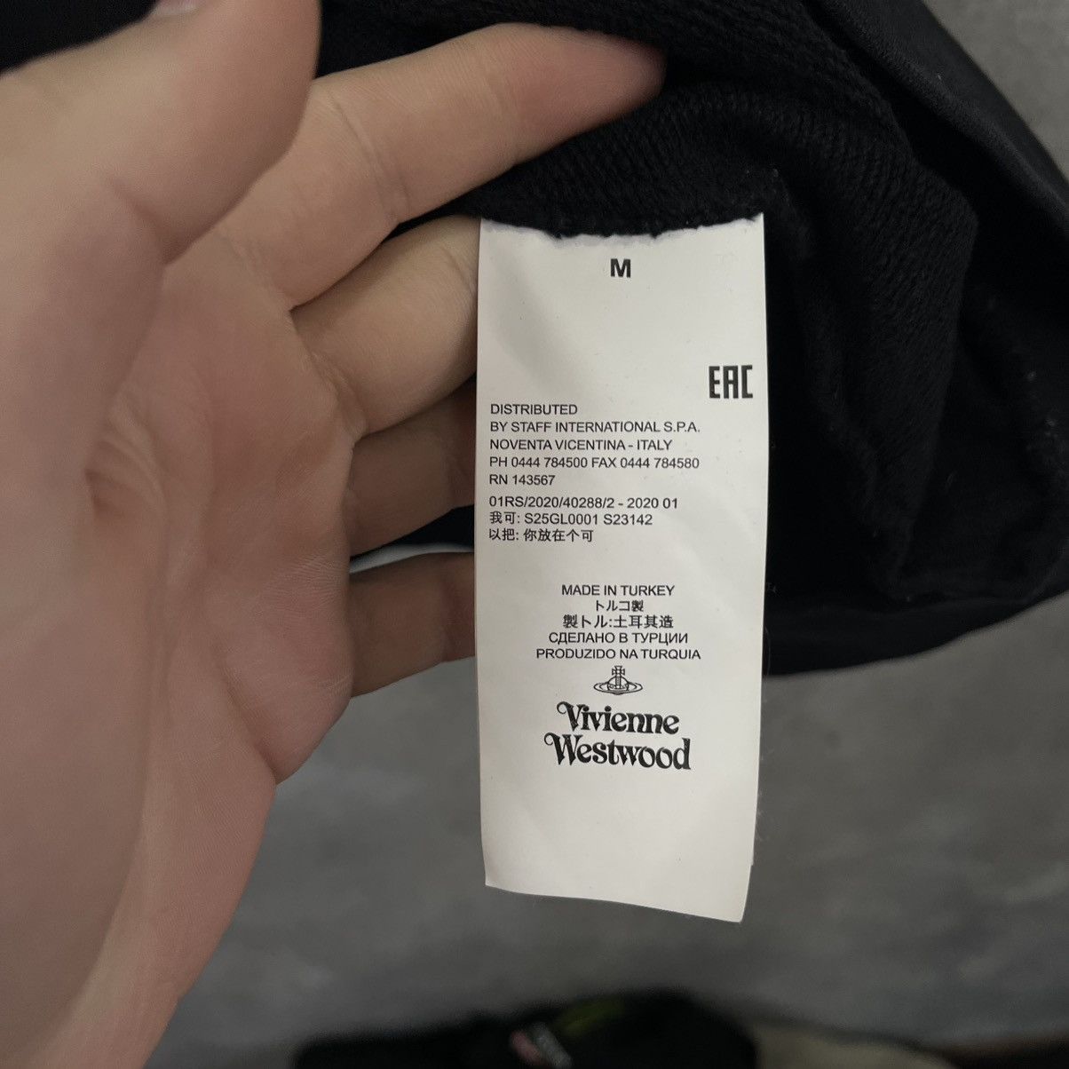 Vivienne Westwood Vintage Vivienne Westwood Sweatshirt Orb Logo Basic Pullover Size US M / EU 48-50 / 2 - 8 Thumbnail