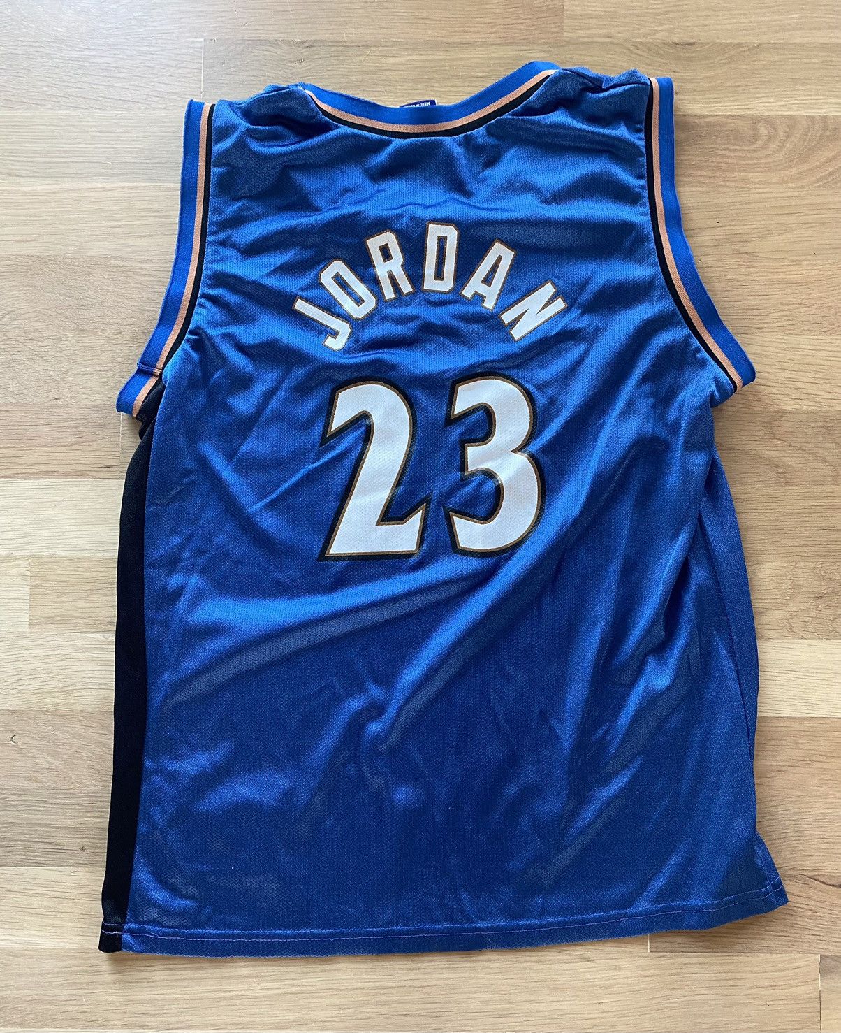 Champion × NBA × Vintage Michael Jordan Wizards Champion Jersey Youth Large 14-16 Size US XS / EU 42 / 0 - 2 Thumbnail