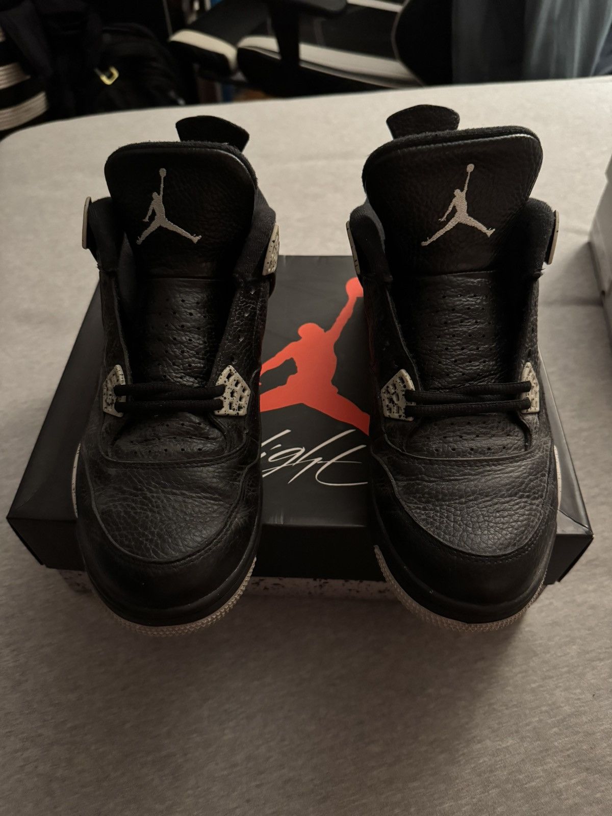 Jordan Brand × Nike Jordan 4 Retro Black Oreo Size US 11.5 / EU 44-45 - 2 Thumbnail