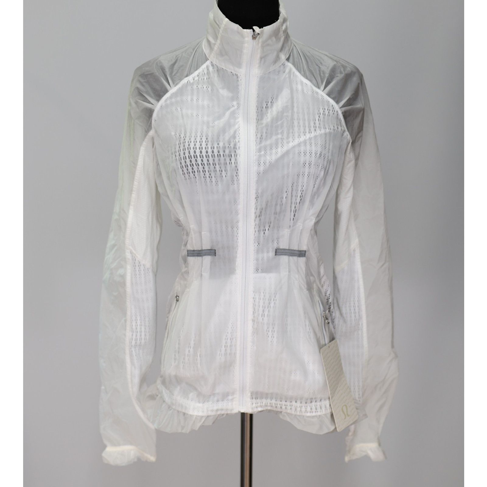 Lululemon NWT LULULEMON Run Wild Mesh Zip Up Running Jacket Sz 4 $118 Size S / US 4 / IT 40 - 2 Thumbnail