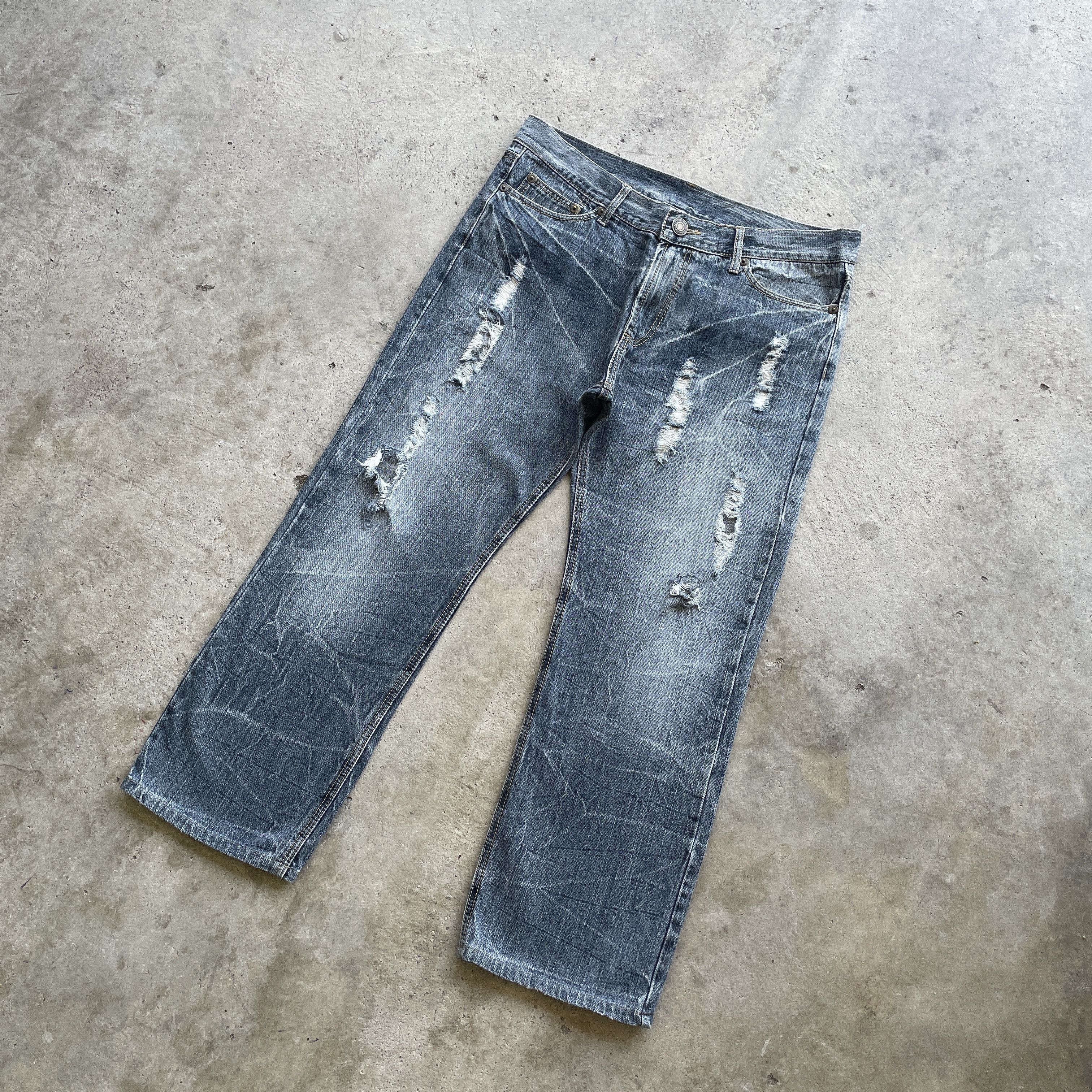 Japanese Brand W36x27 Vintage Japanese Faded Denim Distressed Jeans Pants Size US 36 / EU 52 - 1 Thumbnail