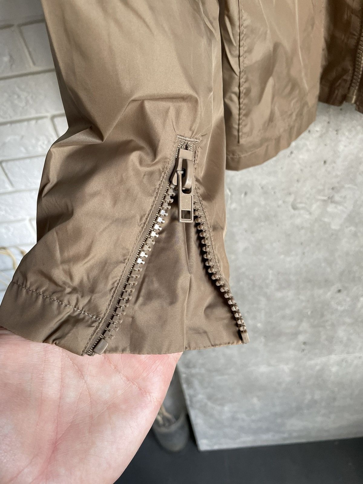 Japanese Brand Gstar Raw Nylon Light Jacket Big Logo Zip Hypebeast Y2k Size US XL / EU 56 / 4 - 5 Thumbnail