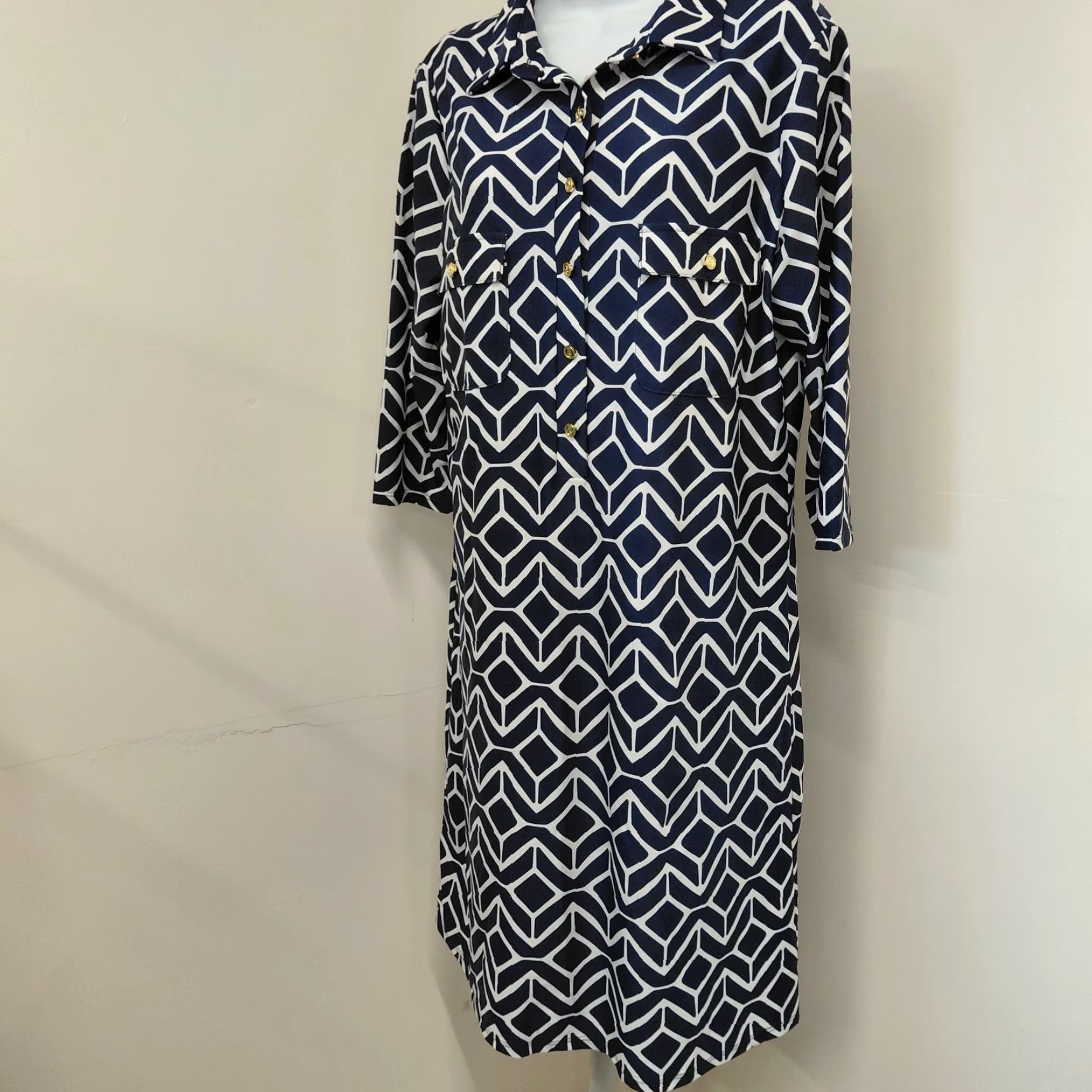 Vintage Jude Connally Shirt Dress Women's Large Blue/White Geometric Button Knit 3/4 Sleeve Knee Length VINTAGE? No, not vintage. Size L / US 10 / IT 46 - 5 Thumbnail