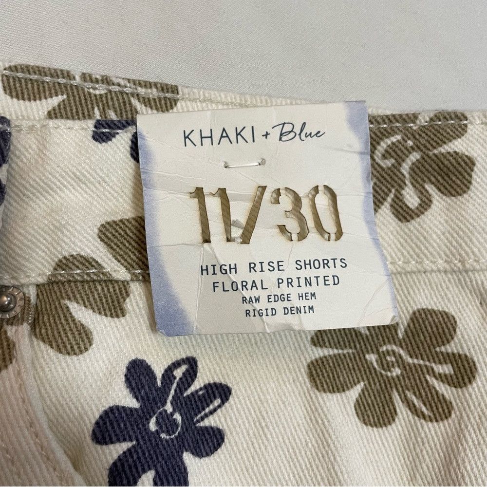 Other NWT New Khaki + Blue High Rise Floral Shorts Size 11/30 Size 30" / US 8 / IT 44 - 6 Thumbnail