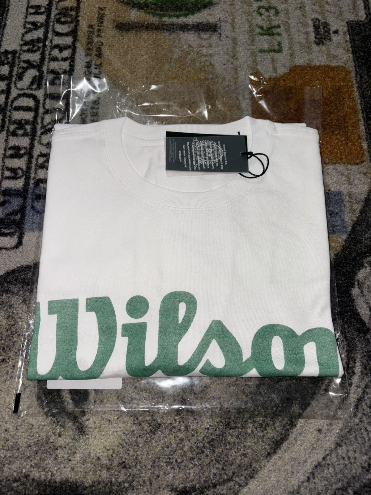 Kith × Ronnie Fieg × Wilson Kith x Wilson Made To Win Vintage Tee Size US M / EU 48-50 / 2 - 2 Thumbnail