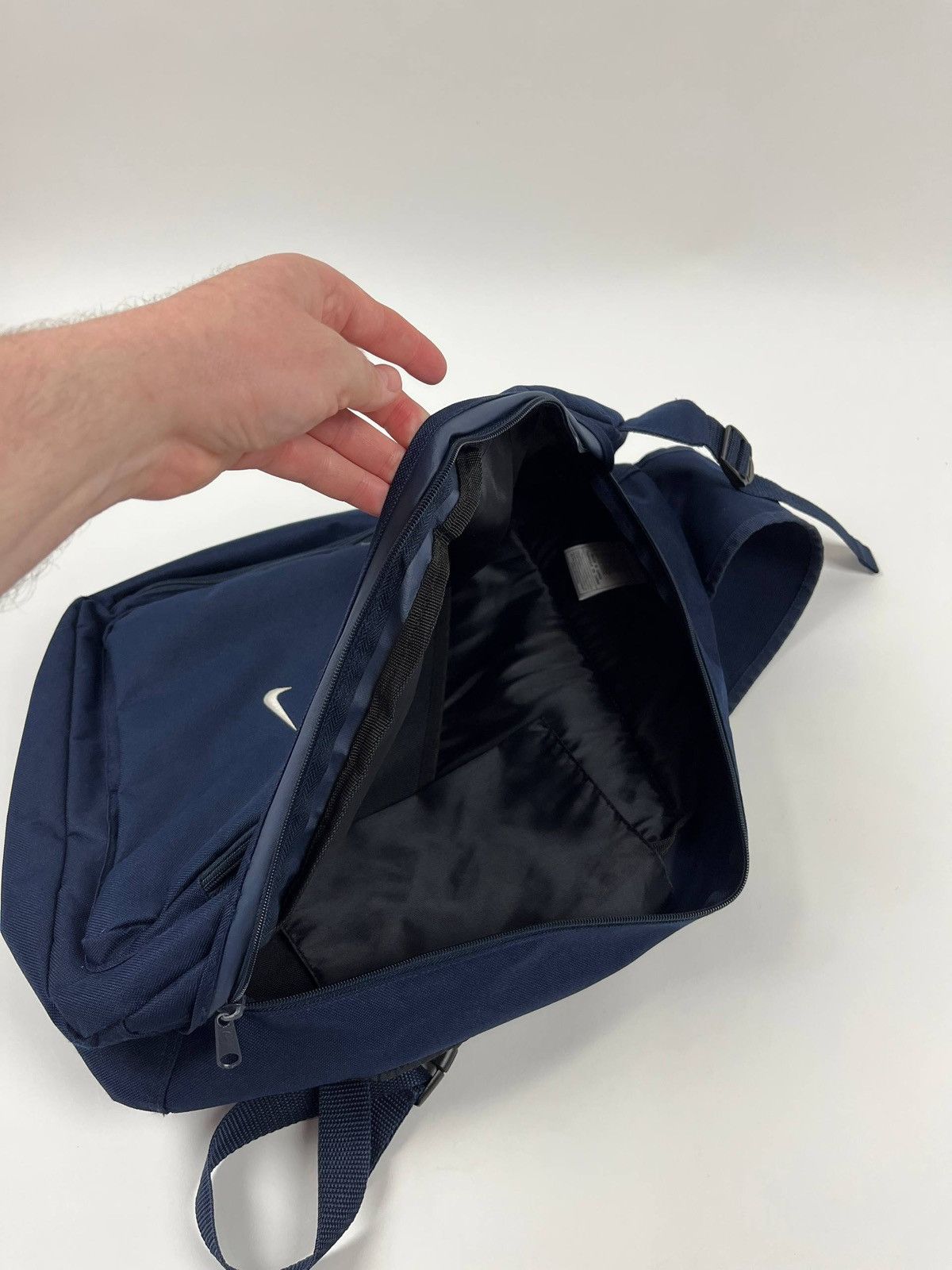 Nike Nike Vintage Sling Backpack Navy Blue One Strap Y2K Size ONE SIZE - 9 Thumbnail