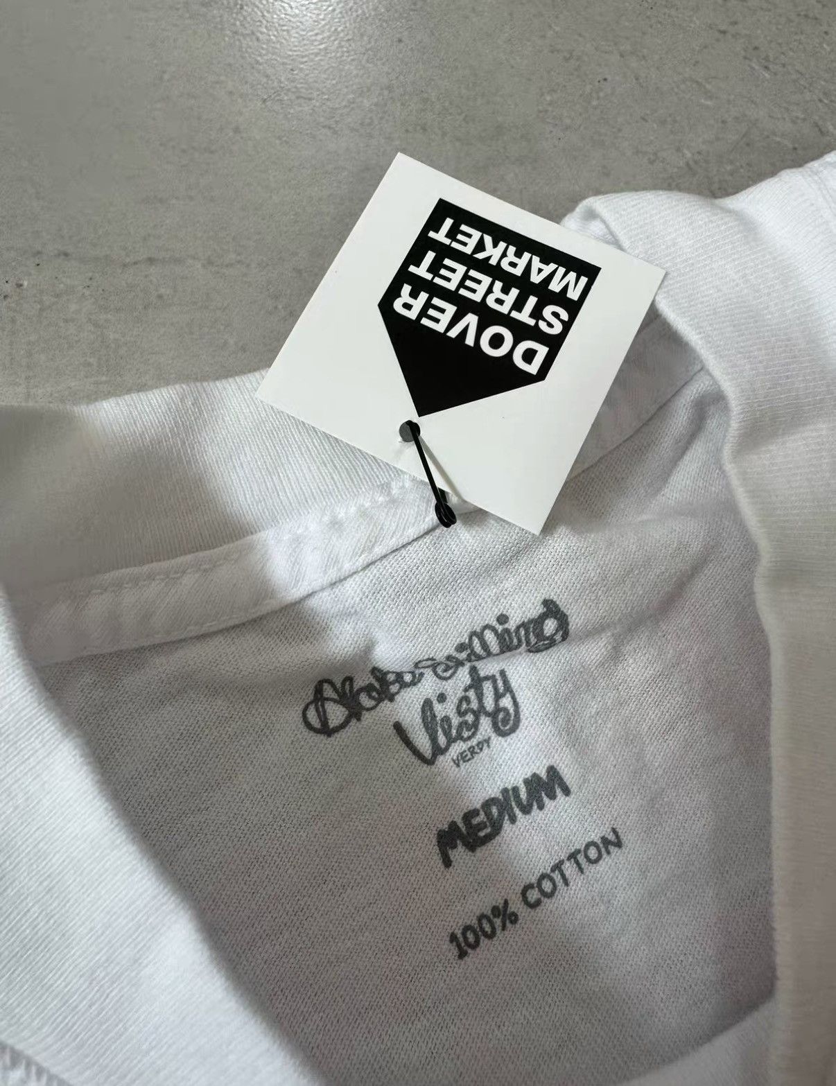 Verdy verdy x alake shilling limited short sleeve t-shirt J34 Size US M / EU 48-50 / 2 - 4 Thumbnail