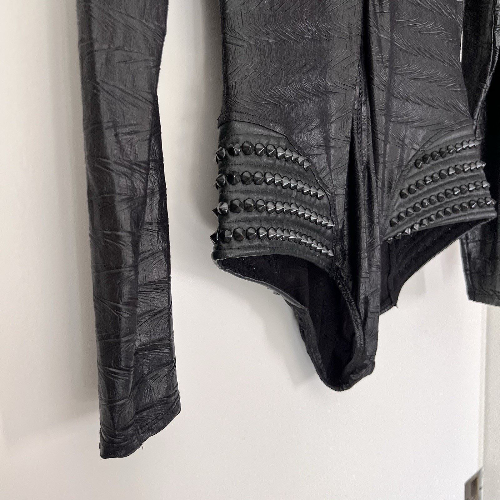 L.A. Roxx L.A. Roxx S/M Bodysuit Faux Leather Spike Studs Zip Up Hood Size S / US 4 / IT 40 - 2 Thumbnail