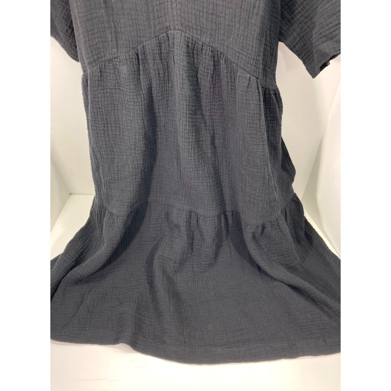 Gap VINTAGE Gap Gauze Tier Dress Womens Size XS Black Short Sleeve Split V-Neck Pockets NWT Size 26" / US 2 / IT 38 - 4 Thumbnail