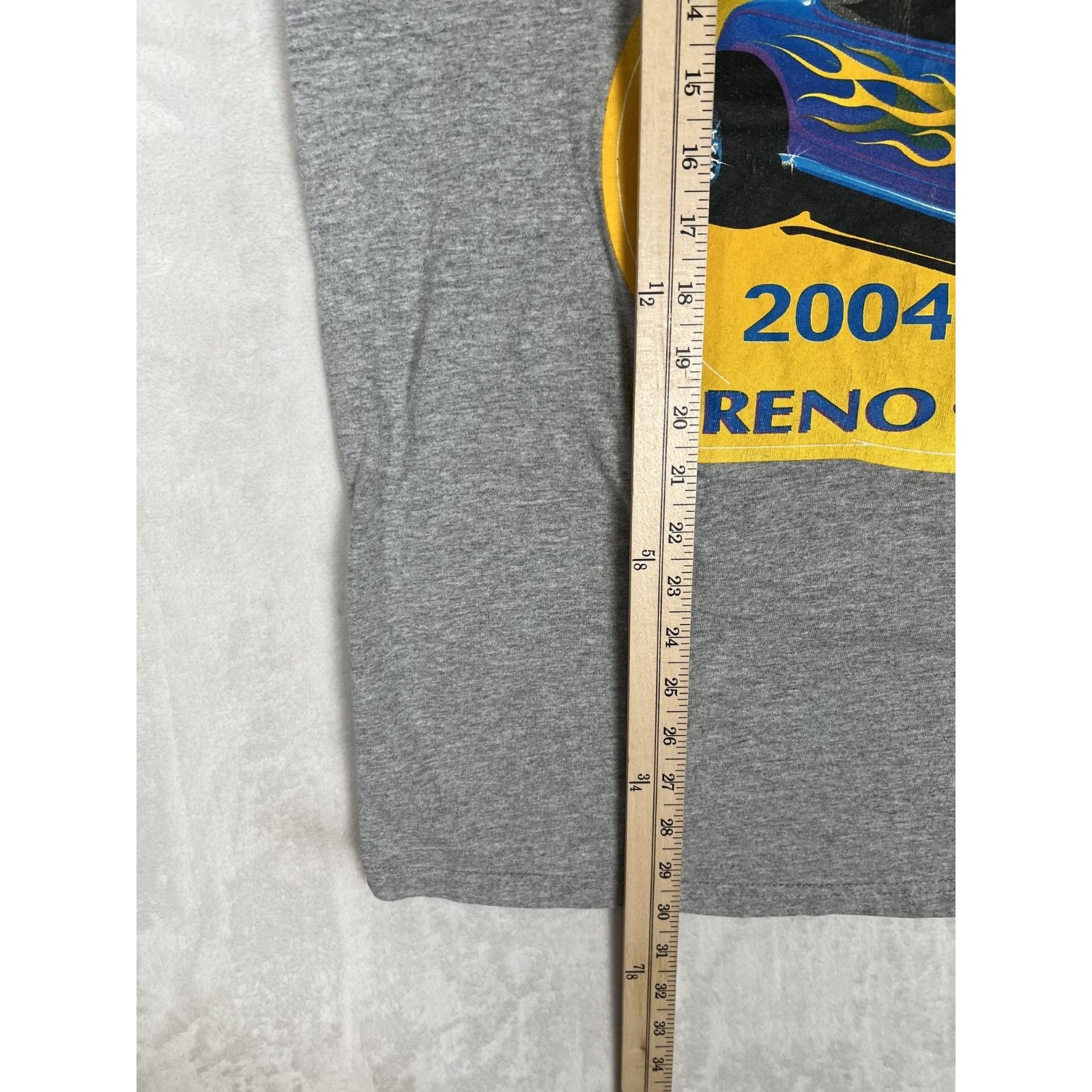 Port & Company Vintage Hot August Nights Shirt Mens XL Gray 2004 Reno Spark Size US XL / EU 56 / 4 - 2 Thumbnail