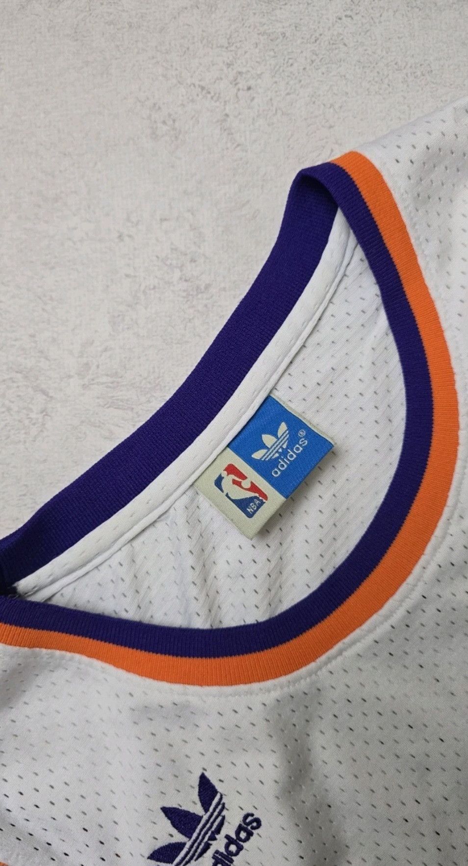 Adidas Phoenix Suns Charles Barkley #34 White Basketball Jersey Size US L / EU 52-54 / 3 - 15 Thumbnail