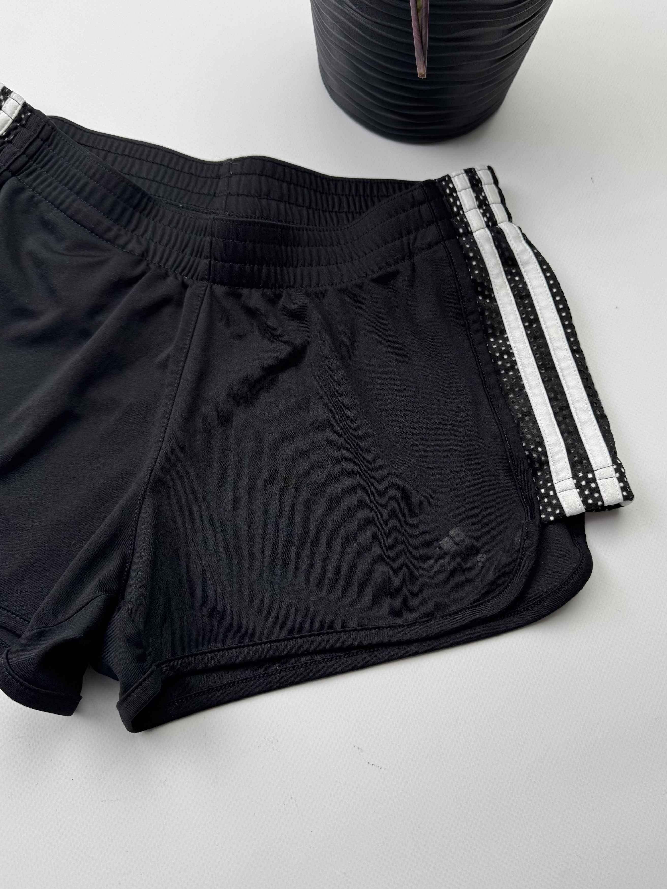 Adidas Adidas Mini Shorts (145) Size 27" / US 4 / IT 40 - 3 Thumbnail