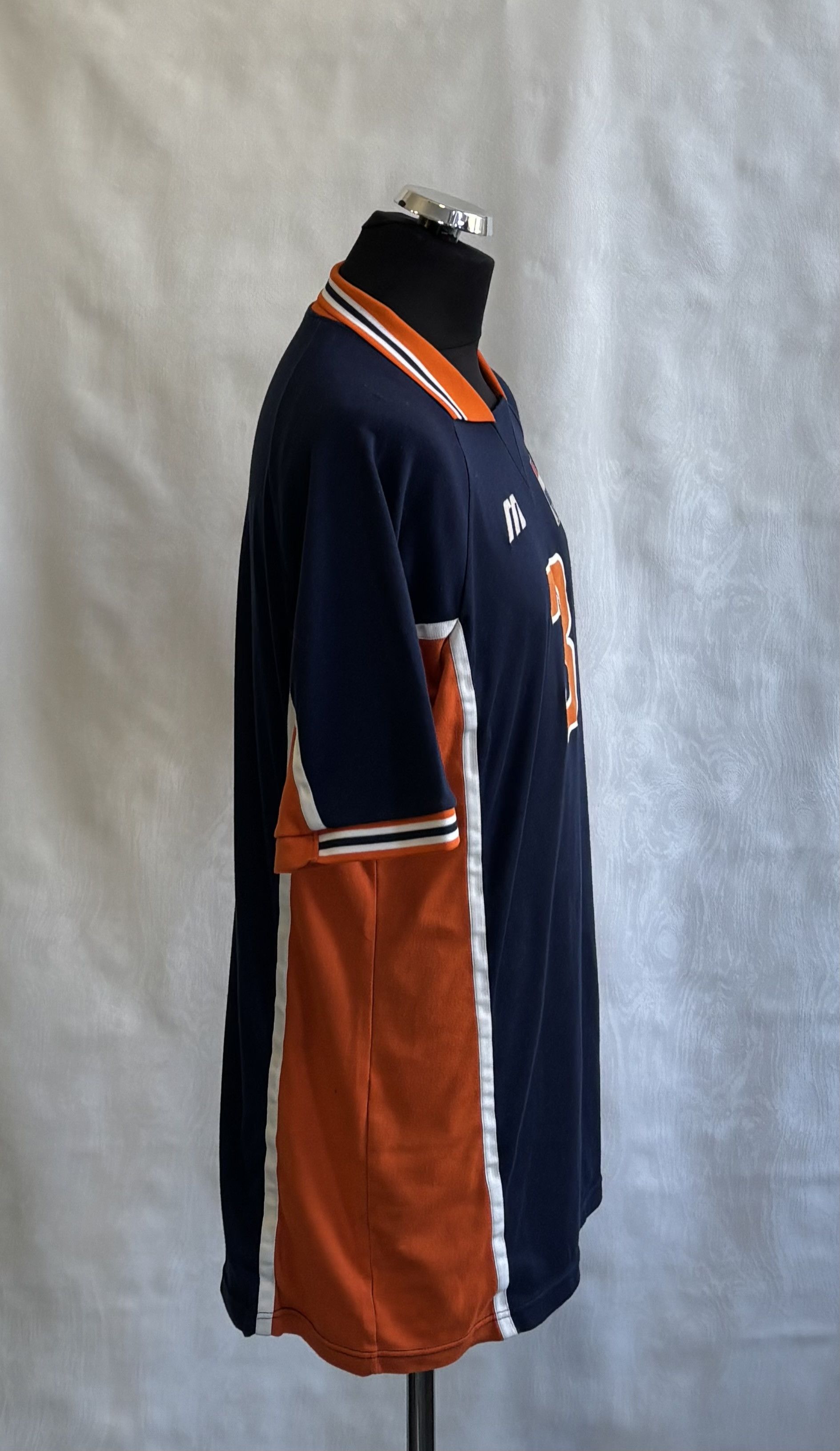 Mizuno Netherlands #3 Mizuno vintage volleyball jersey size L Size US L / EU 52-54 / 3 - 4 Thumbnail