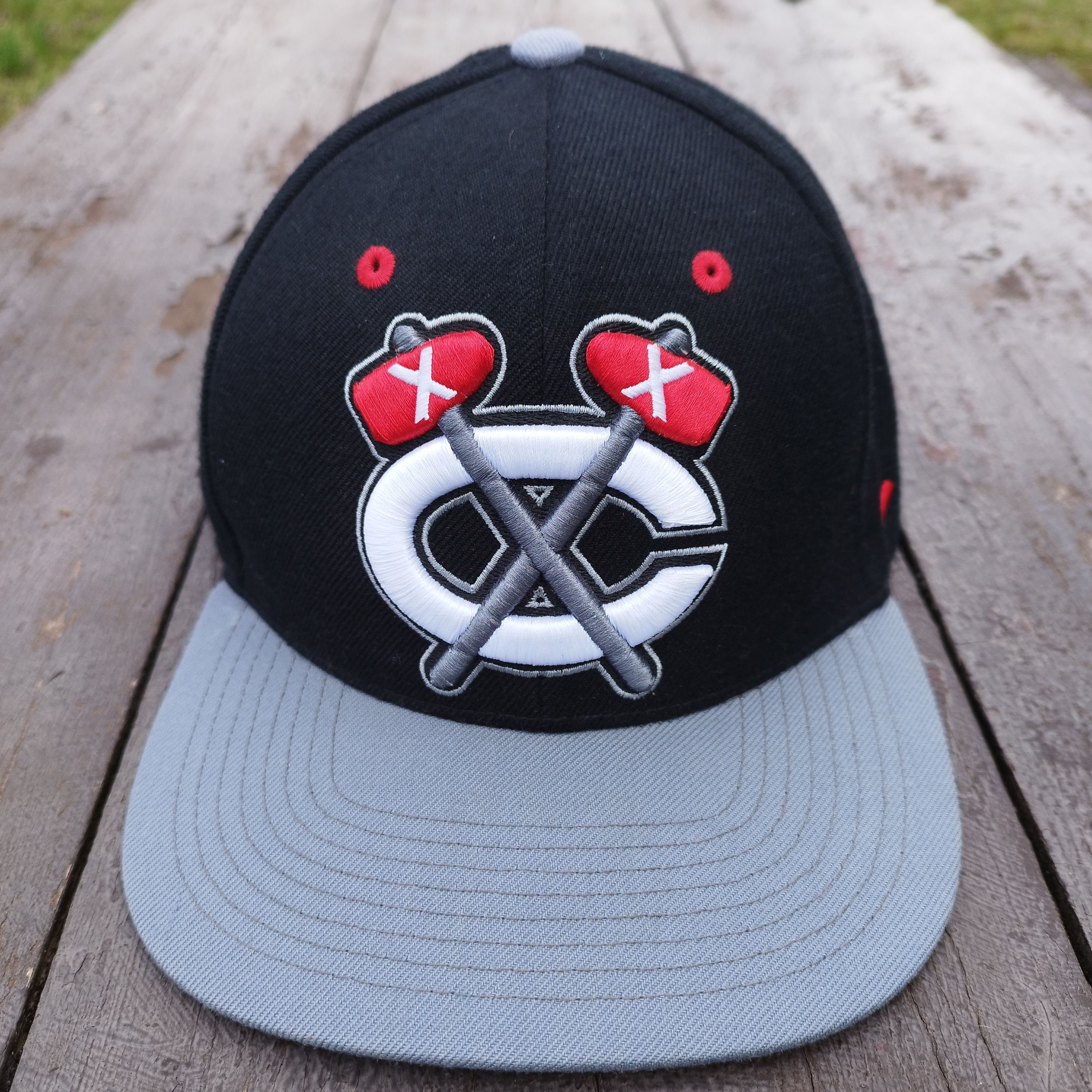 Zephyr Chicago Blackhawks Zephyr Snapback Hat NHL Axes Logo Wool Size ONE SIZE - 2 Thumbnail