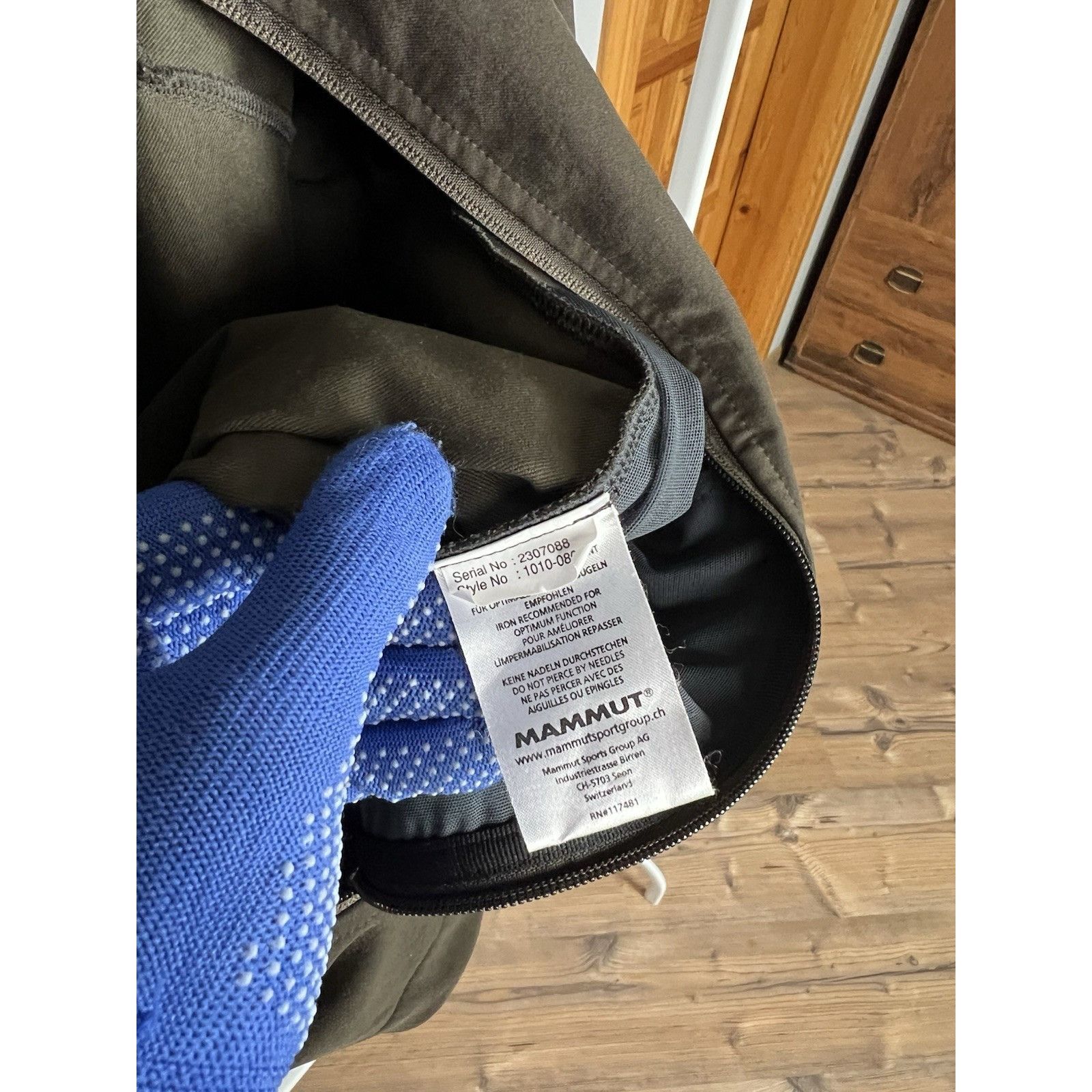 Mammut Mammut Softtech Men`s Khaki Green Softshell Jacket Size XS Size US XS / EU 42 / 0 - 12 Thumbnail