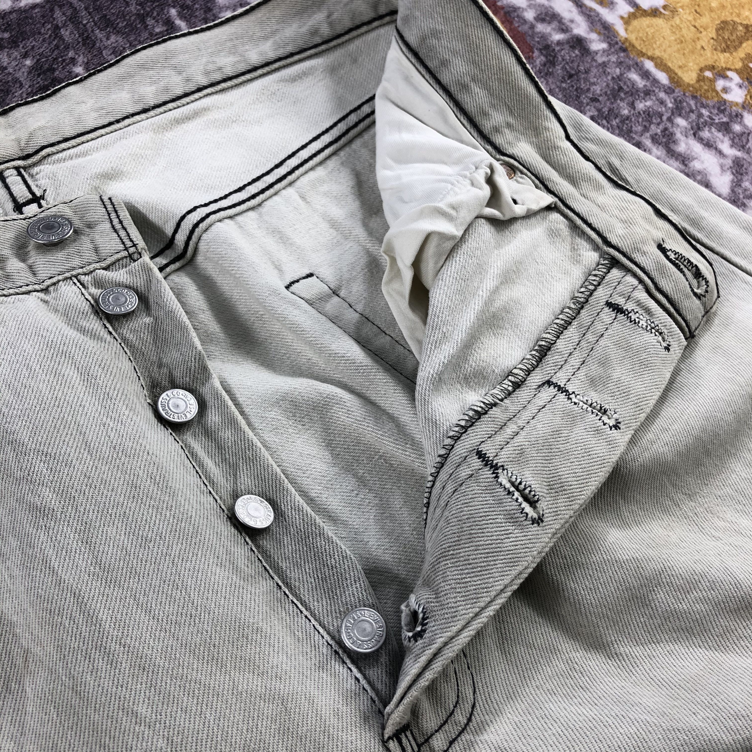 Levi's × Vintage 90s Vintage Ash Gray Levis 501 Jeans-JM2689 Size US 35 - 14 Thumbnail