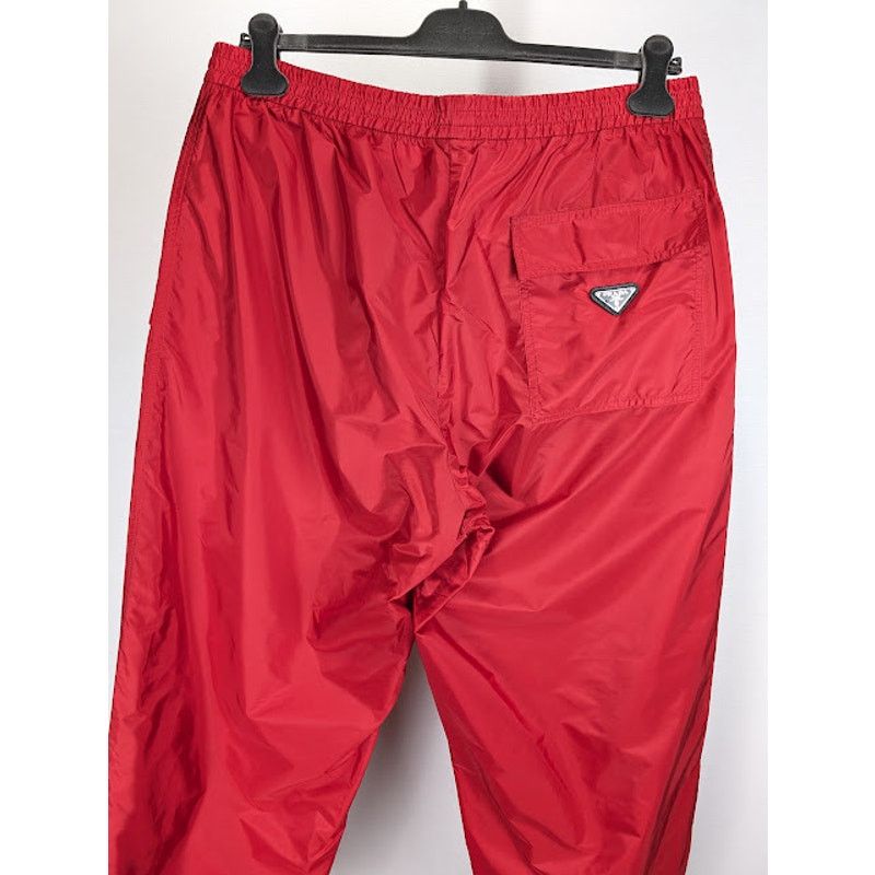 Prada o1rshd1 RE-Nylon Piuma Trousers in Red Size US 36 / EU 52 - 12 Thumbnail