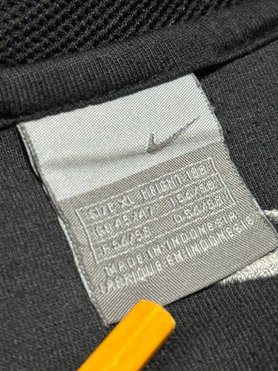Nike × Vintage Rare Vintage Nike Tn Zip Hoodie with logo Size US XL / EU 56 / 4 - 7 Thumbnail