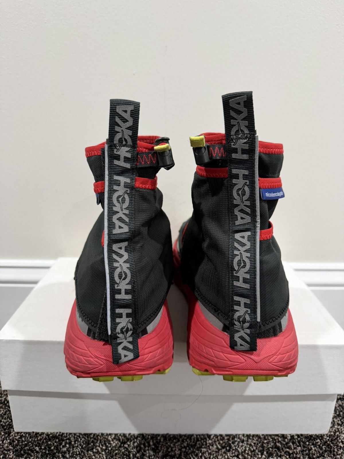 Hoka × Nicole McLaughlin Hoka Nicole McLaughlin Mafate Speed Three2 Convertible Sneak Size US 10.5 / EU 43-44 - 6 Thumbnail