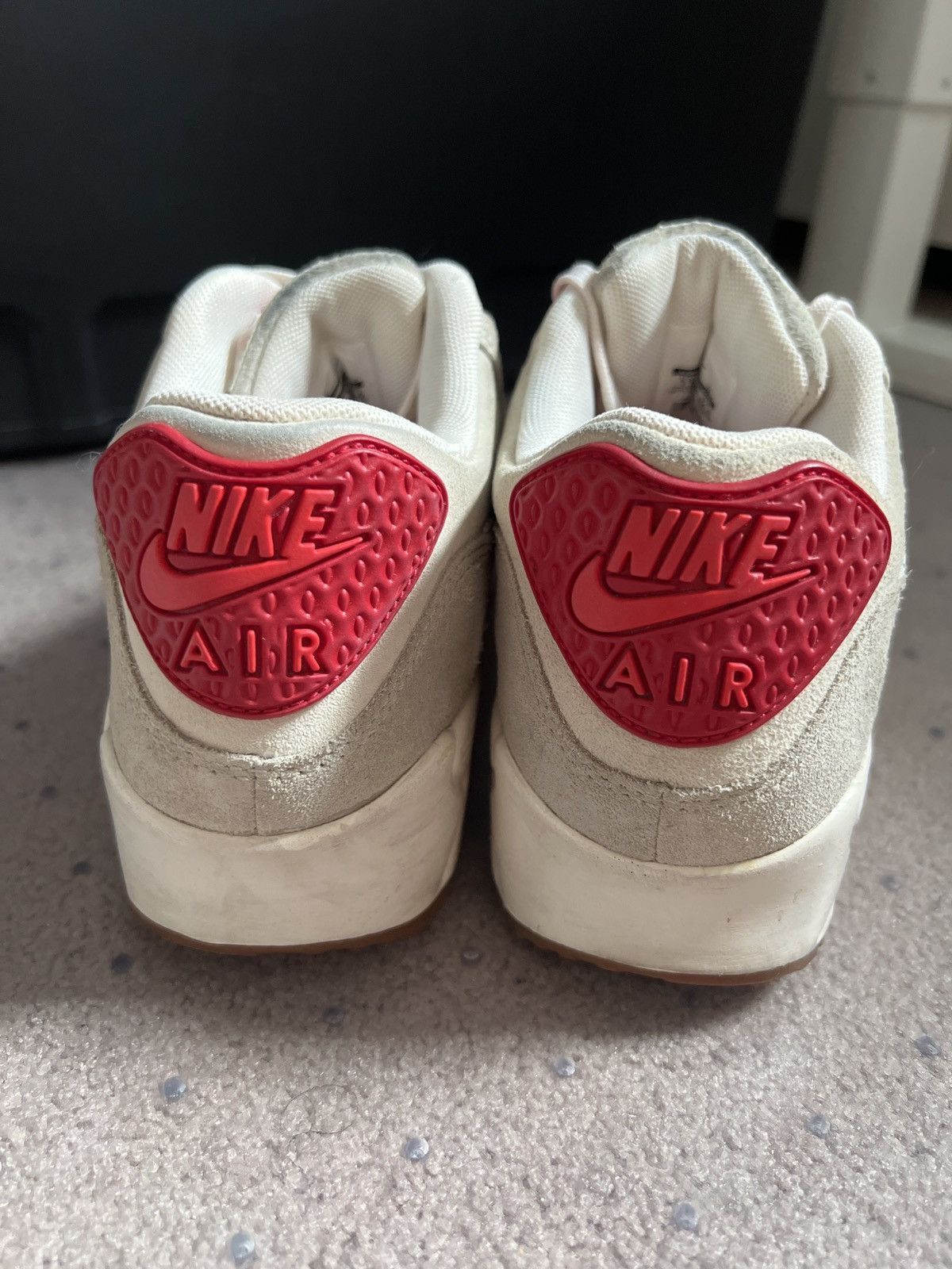 Nike NYC city pack air max 90 strawberry cheesecake Size US 6 / EU 39 - 4 Thumbnail
