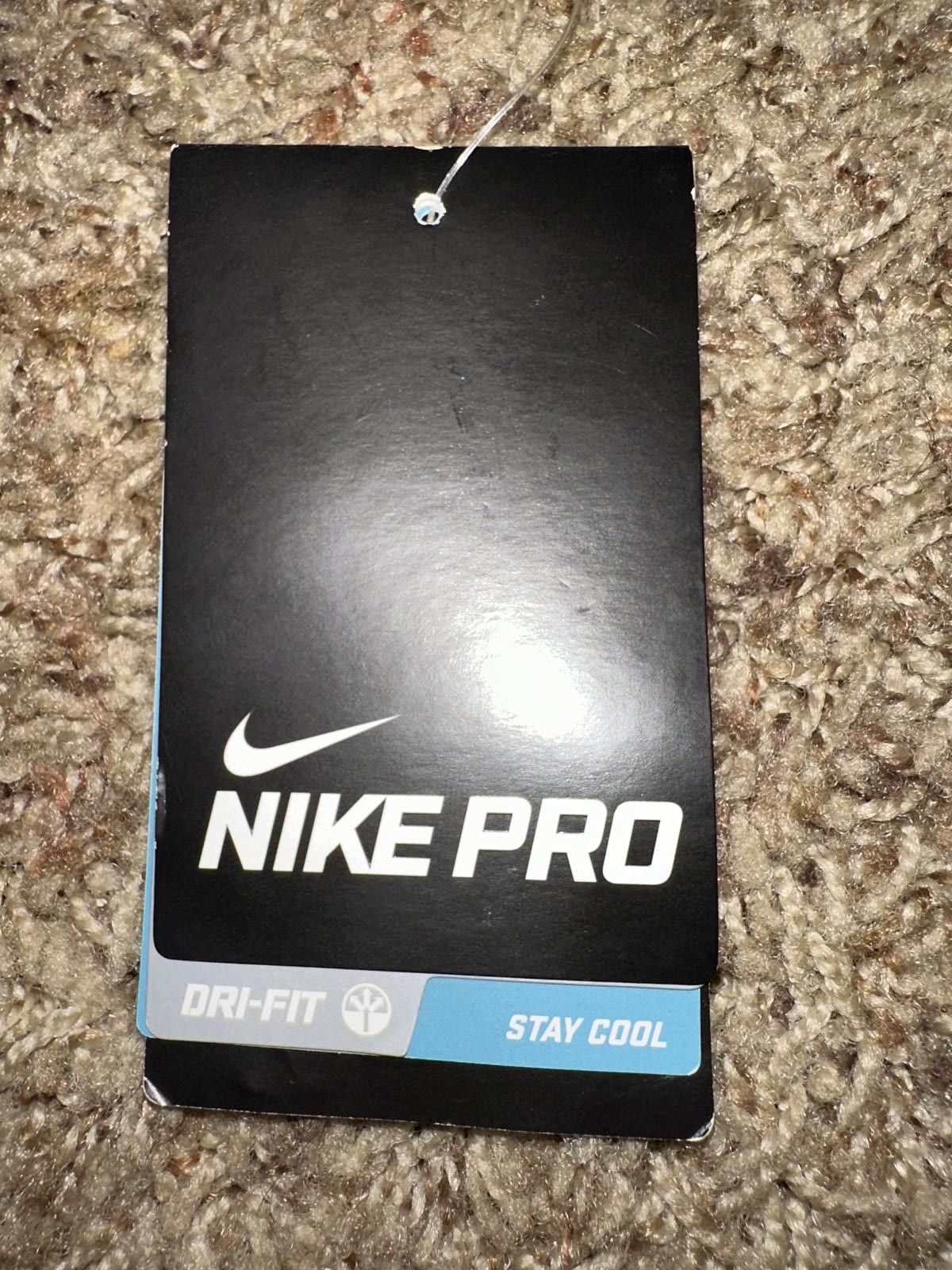 Nike Nike Women's 11.0" Compression Yoga/Gym Black Shorts Size 26" / US 2 / IT 38 - 12 Thumbnail