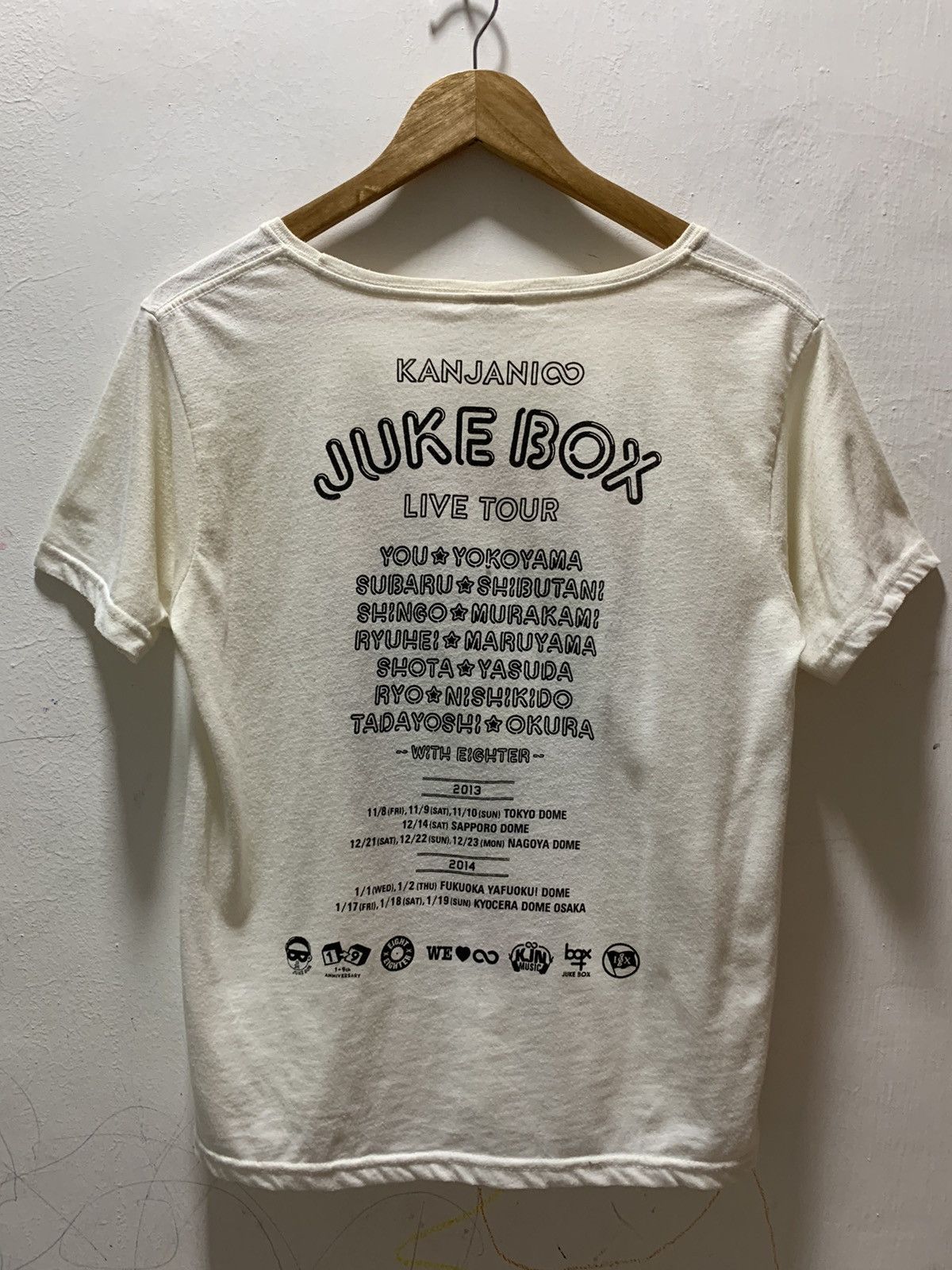 Japanese Brand Juke Box Live Tour Japan band Tees Size US M / EU 48-50 / 2 - 7 Thumbnail