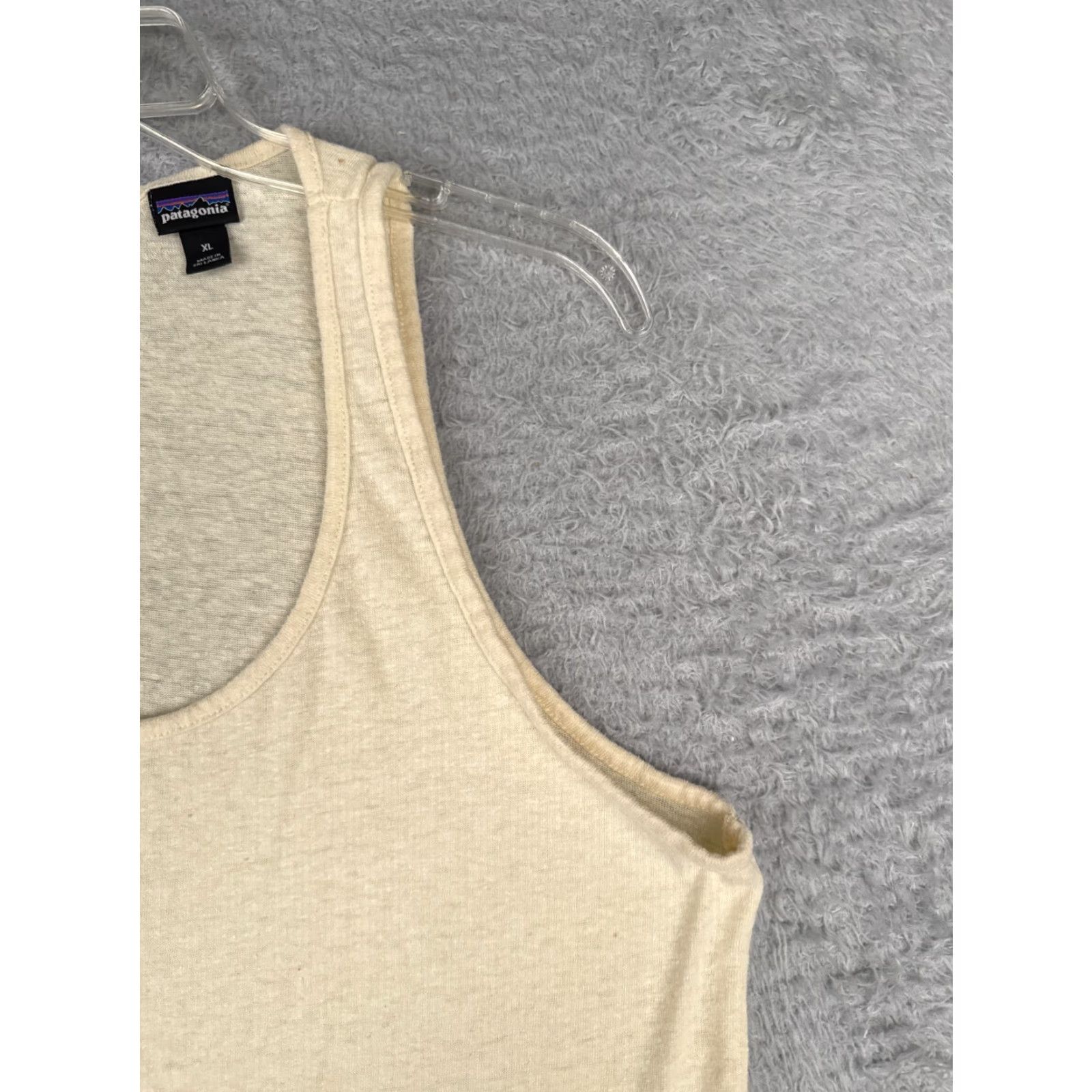 Patagonia Patagonia Shirt Womens XL Yellow Tank Sleeveless Linen Blend Jersey Crew Neck Pullover Casual Travel All Seasons Size XL / US 12-14 / IT 48-50 - 2 Thumbnail