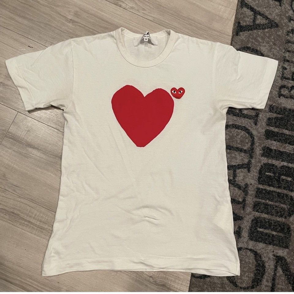 Comme des Garcons Comme des garçons play double heart t-shirt small Size US S / EU 44-46 / 1 - 5 Thumbnail