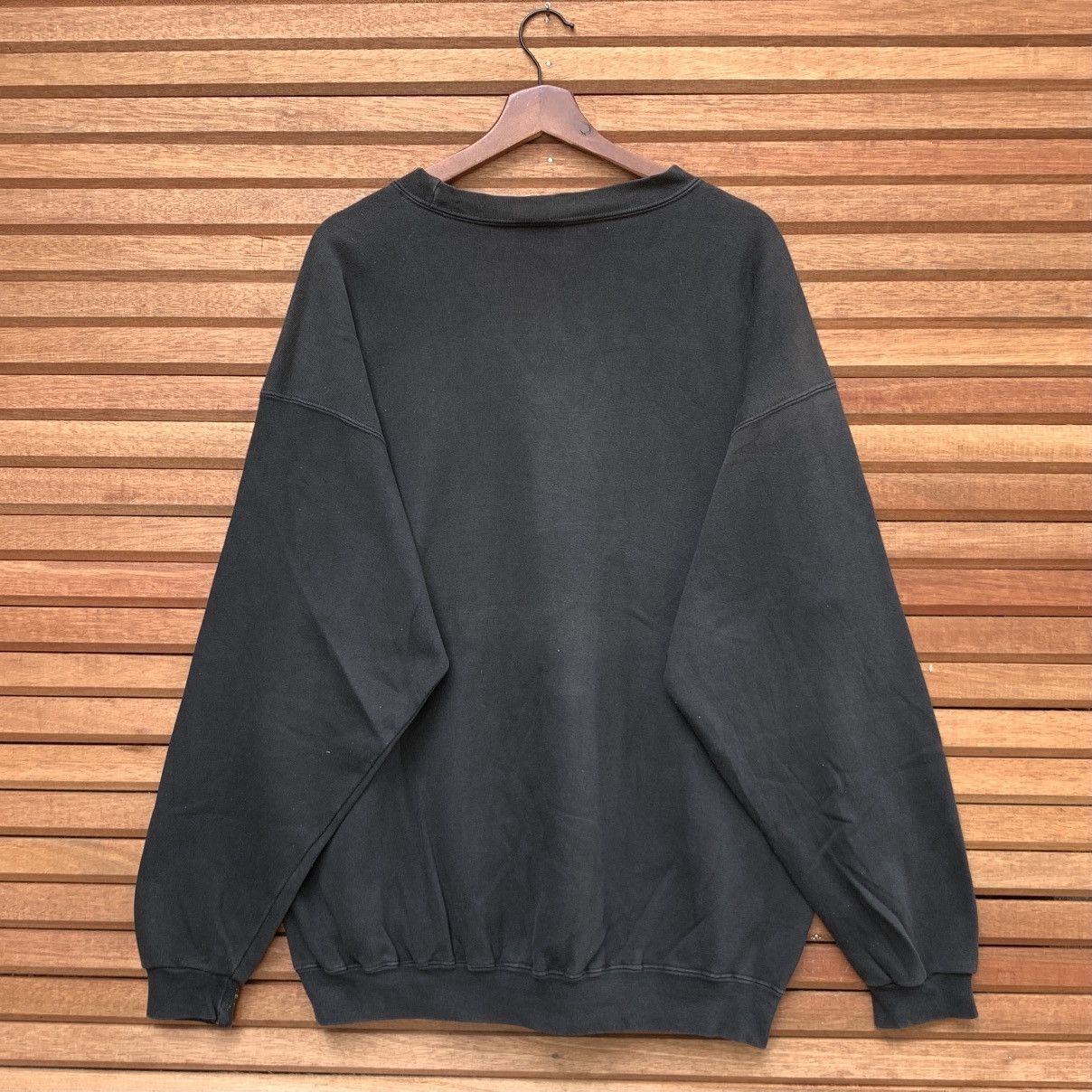 Nike × Vintage Vintage 90s Nike Small Swoosh Crewneck Size US XL / EU 56 / 4 - 2 Thumbnail