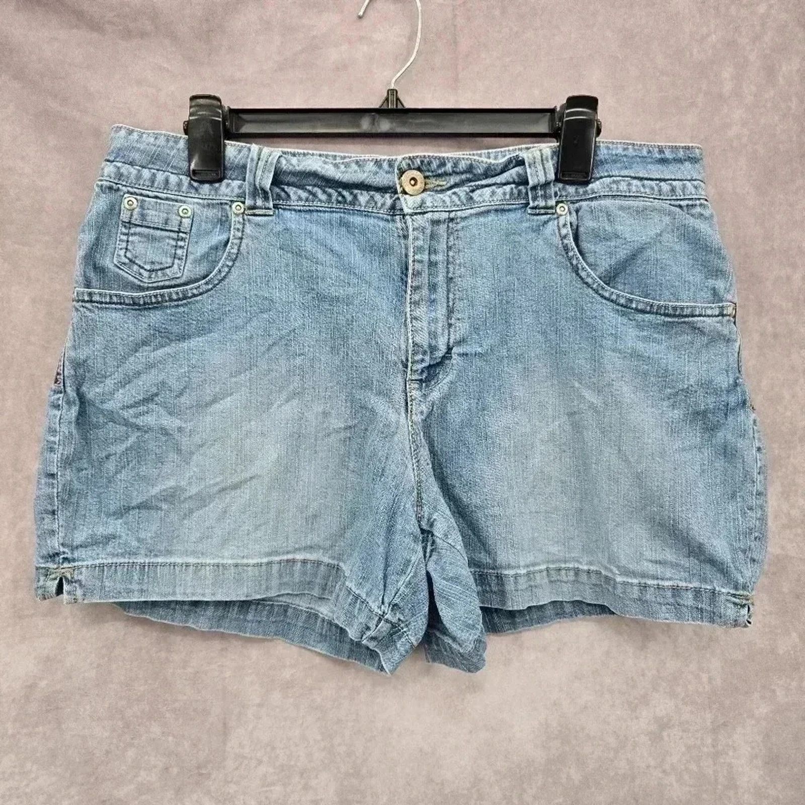 Faded Glory Faded Glory Blue Denim Jeans Casual Women's Shorts Size 14 Size 36" / US 14 / IT 50 - 1 Thumbnail