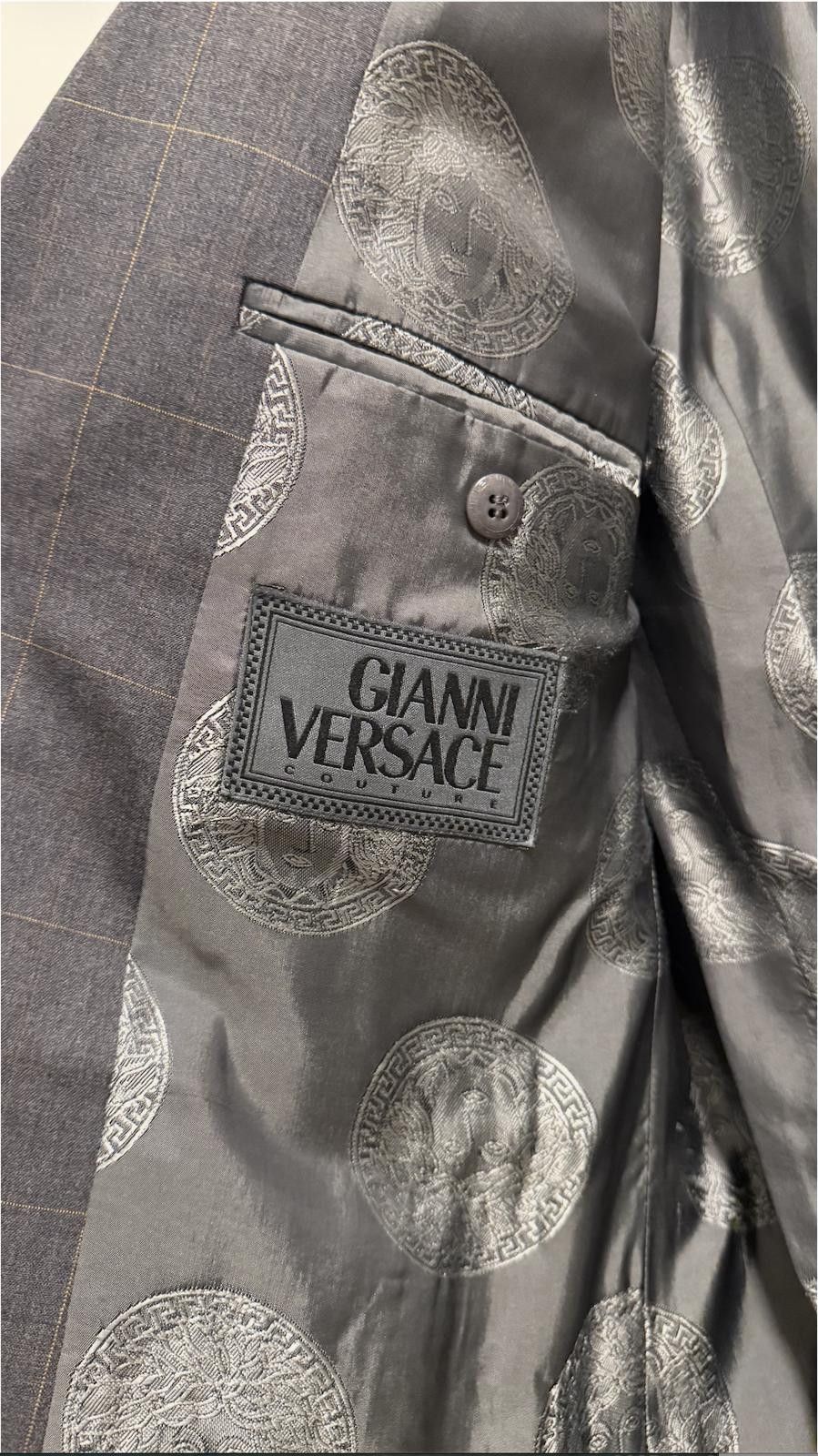 Designer Vintage Gianni Versace Couture Grey Wool Blazer Made in Ital Size 40R - 2 Thumbnail