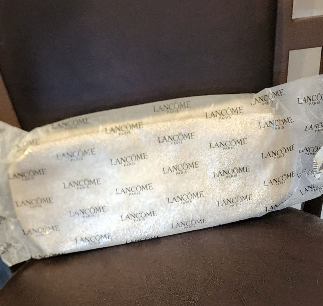 Other New Lancome Paris Gold Makeup Cosmetic Bag 10" x 4.5" Size ONE SIZE - 1 Thumbnail