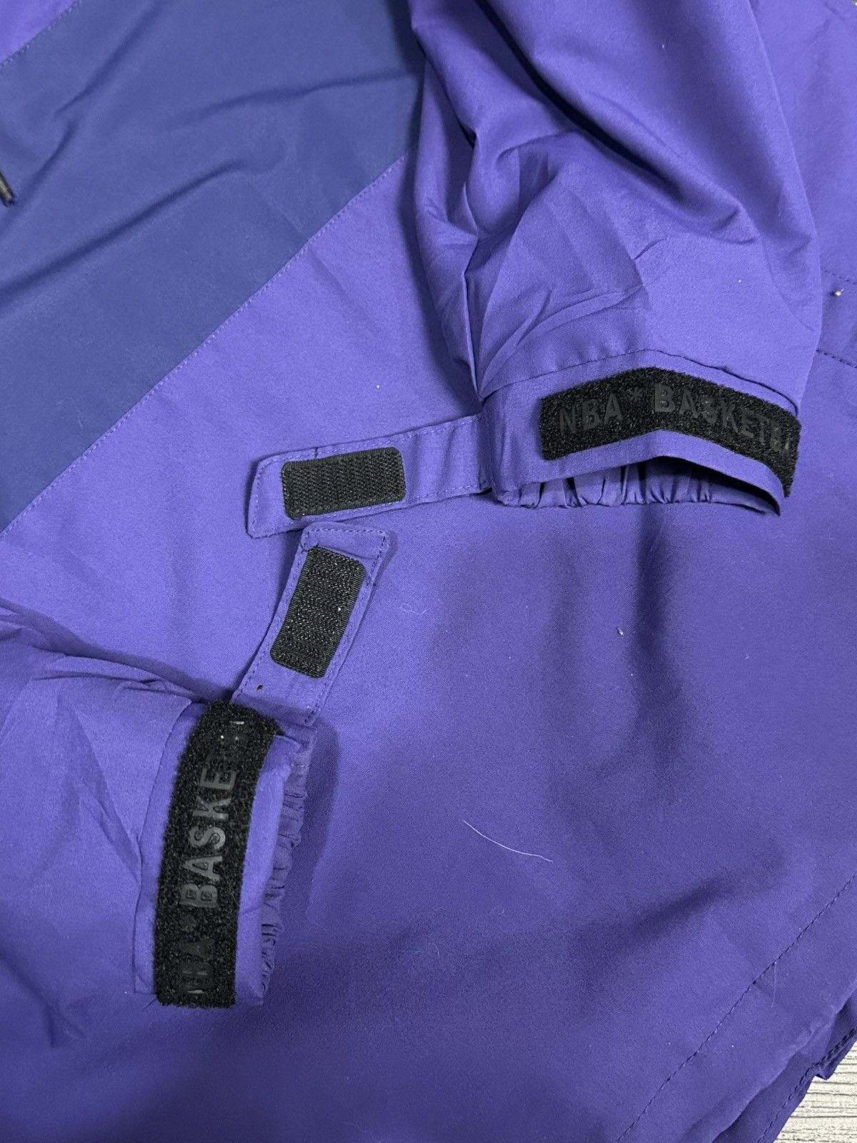 NBA Los Angeles Lakers jacket Size US L / EU 52-54 / 3 - 9 Thumbnail
